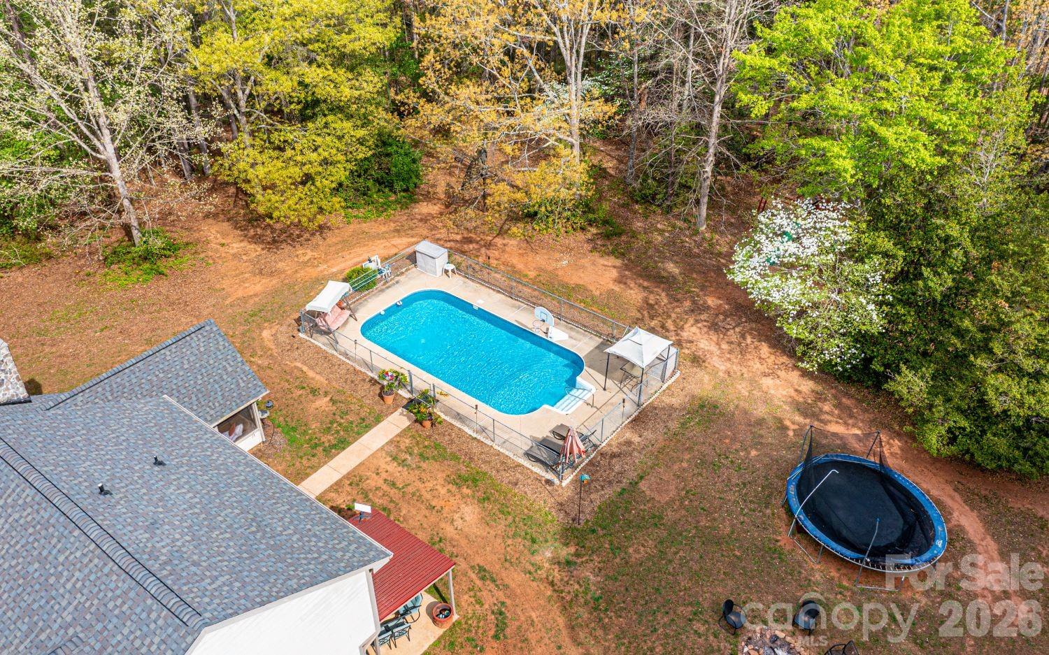 70 Sienna Drive — Hickory