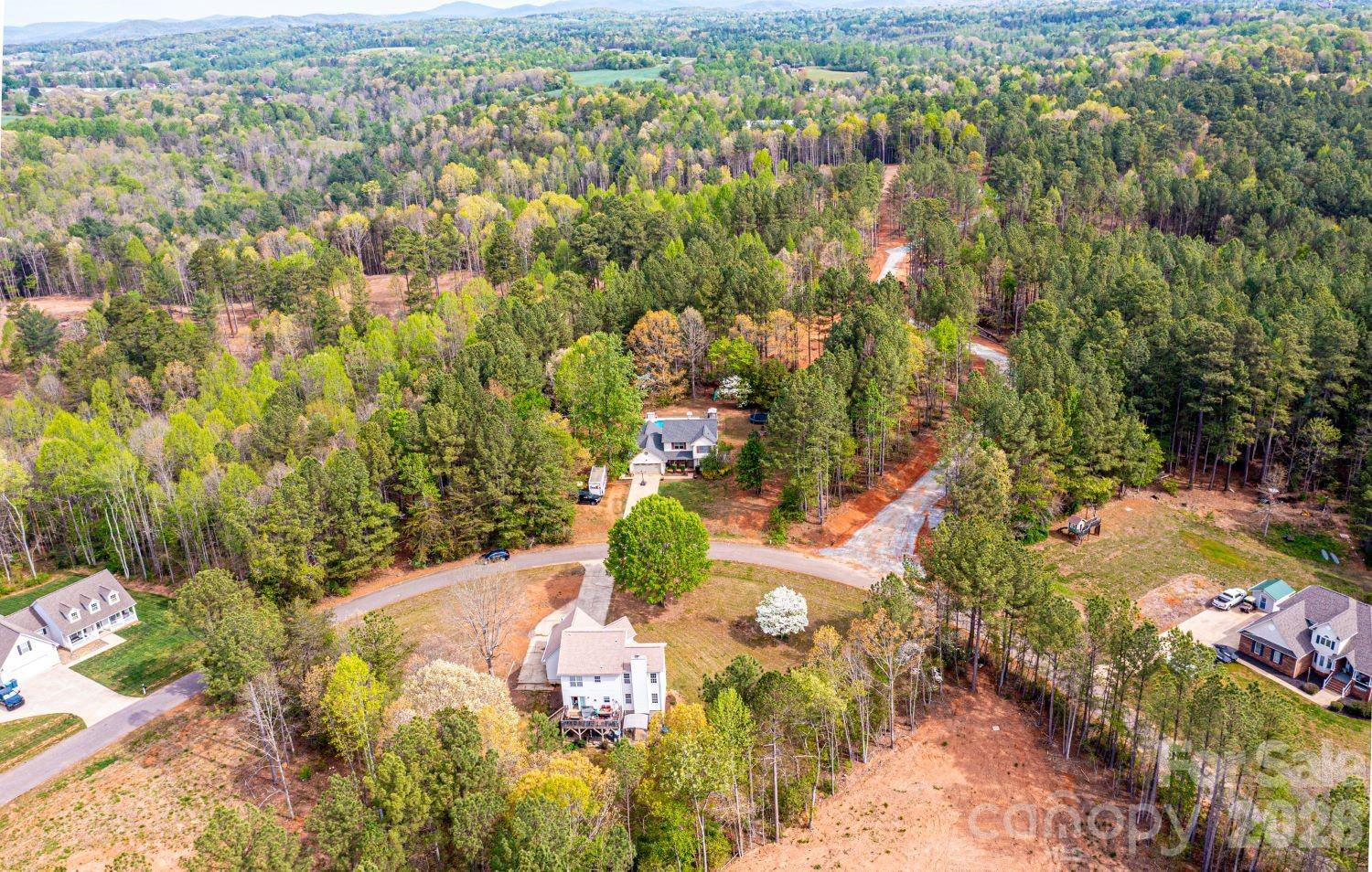 70 Sienna Drive — Hickory