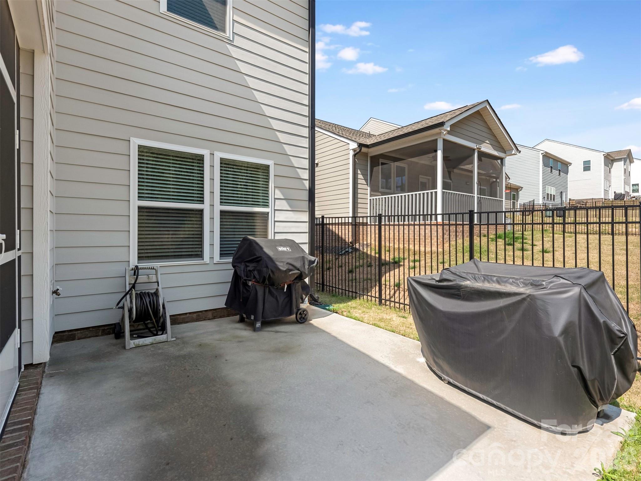 966 Scotch Meadows Loop — Monroe