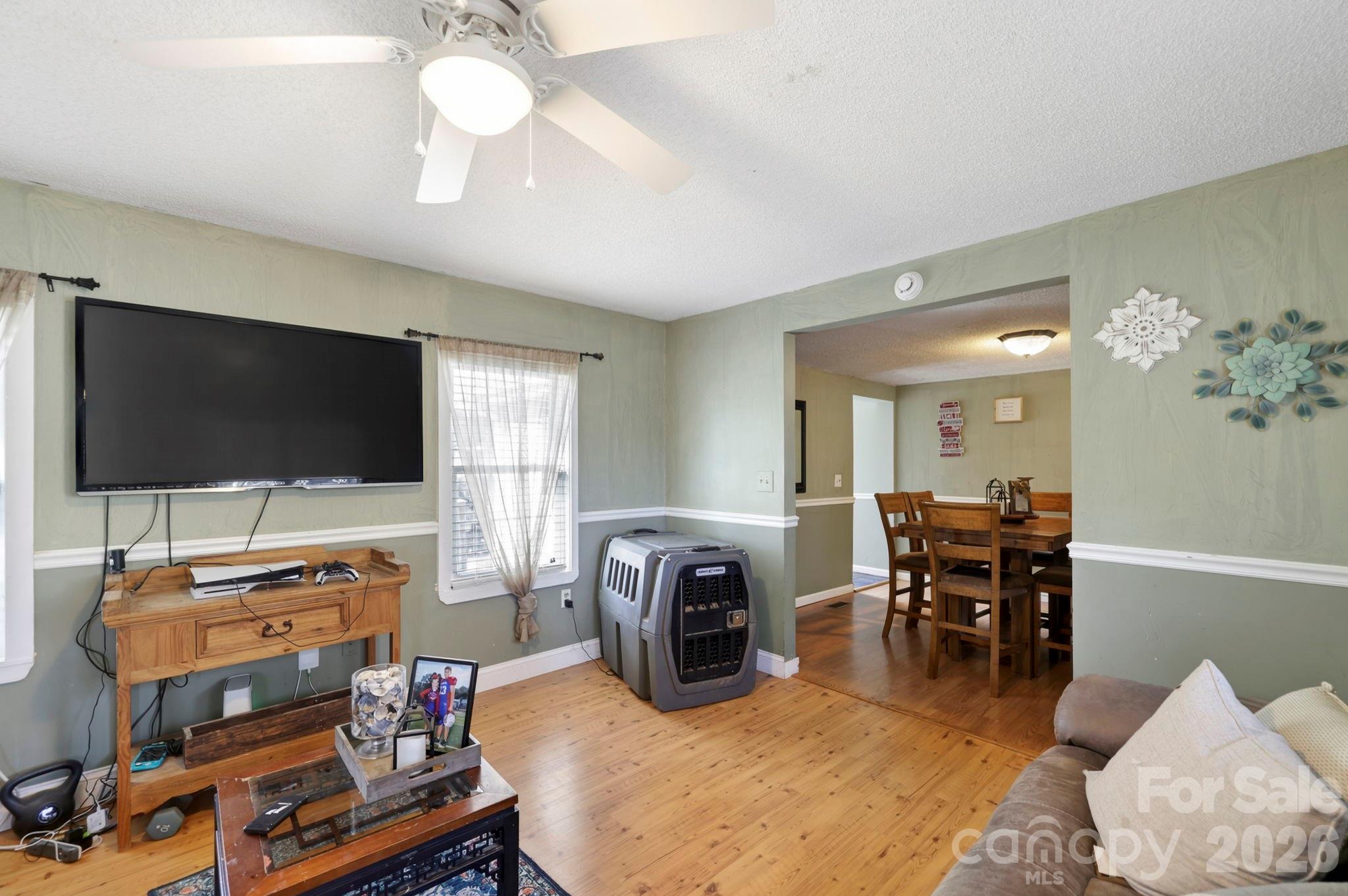 112 Gibbs Street — Hendersonville