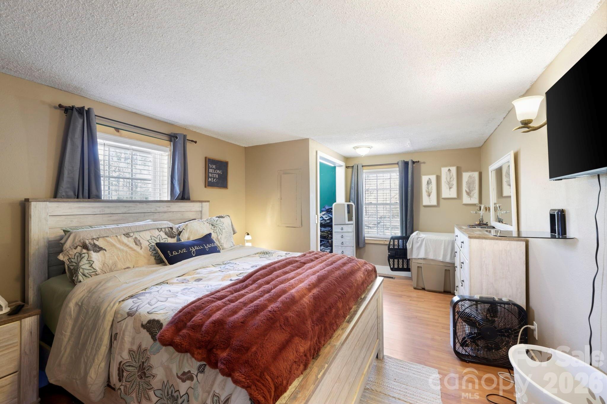 112 Gibbs Street — Hendersonville