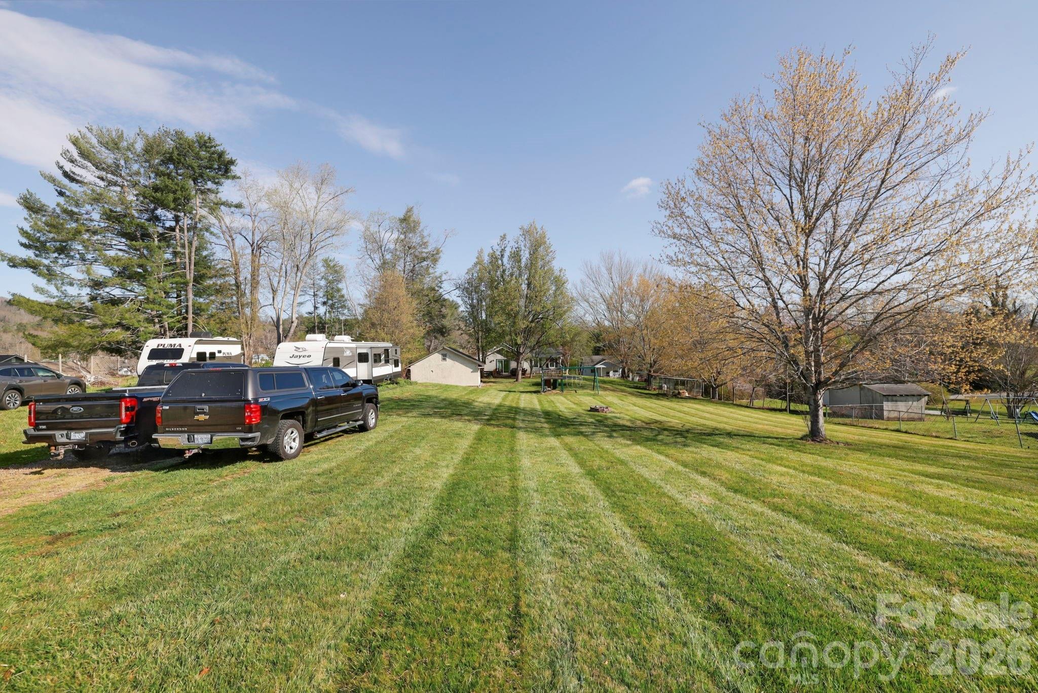 112 Gibbs Street — Hendersonville