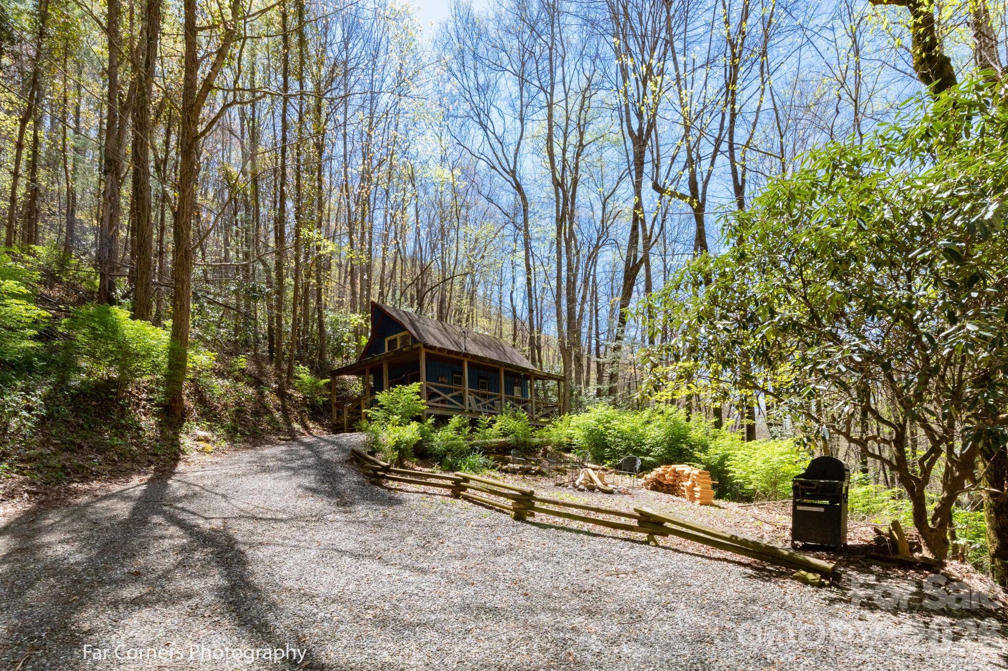 2670 Dicks Creek Road — Whittier