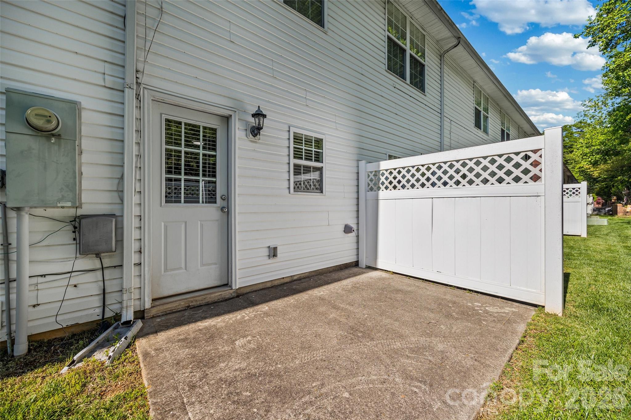 213 Quality Drive — Mount Holly