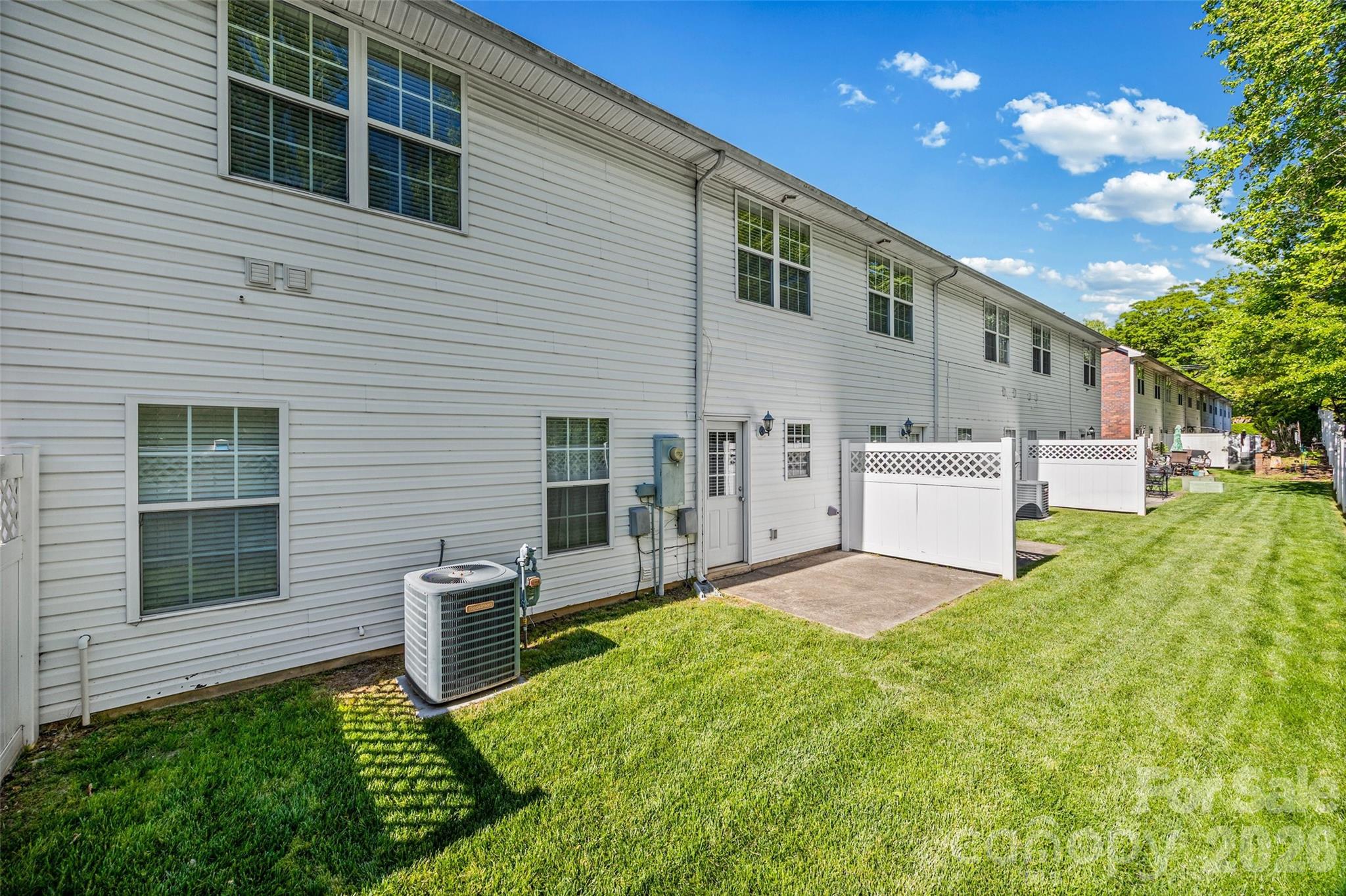 213 Quality Drive — Mount Holly