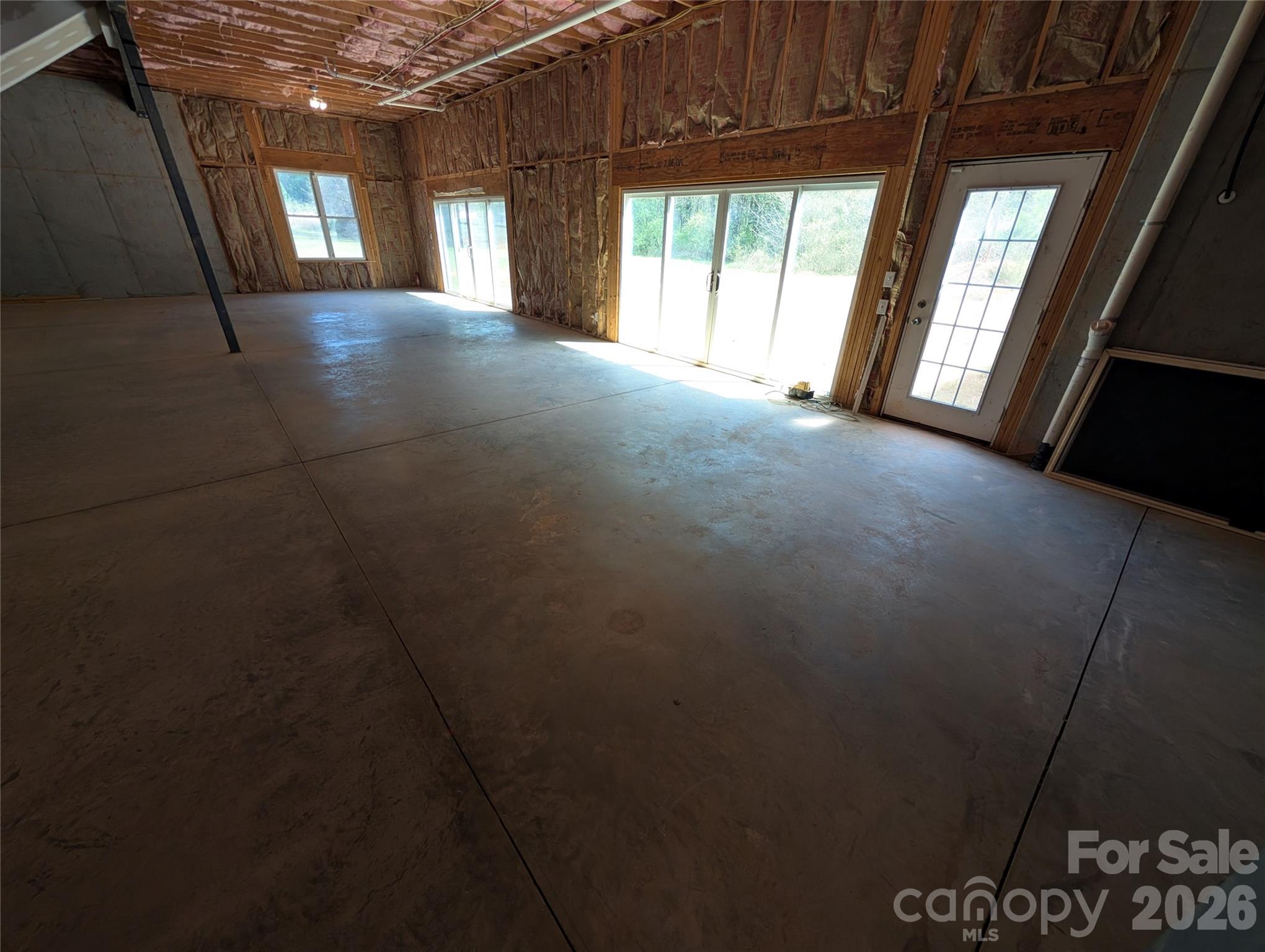 11811 Moores Chapel Road — Charlotte