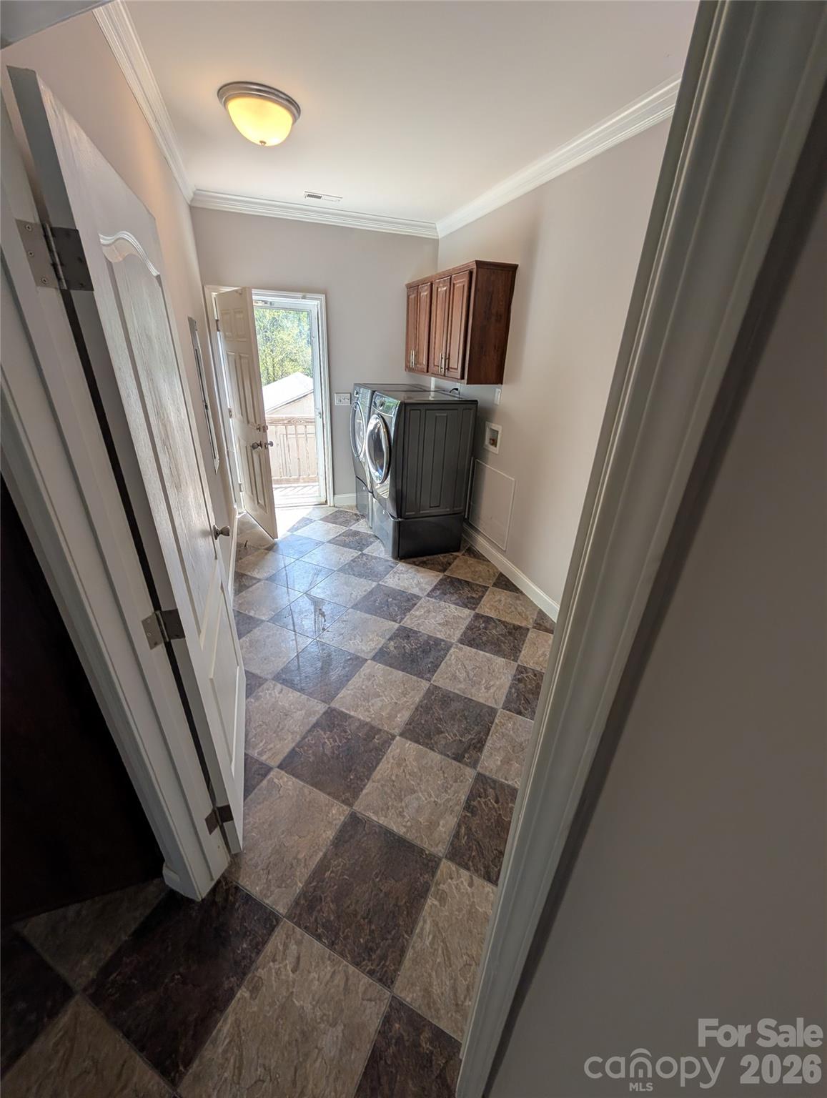 11811 Moores Chapel Road — Charlotte