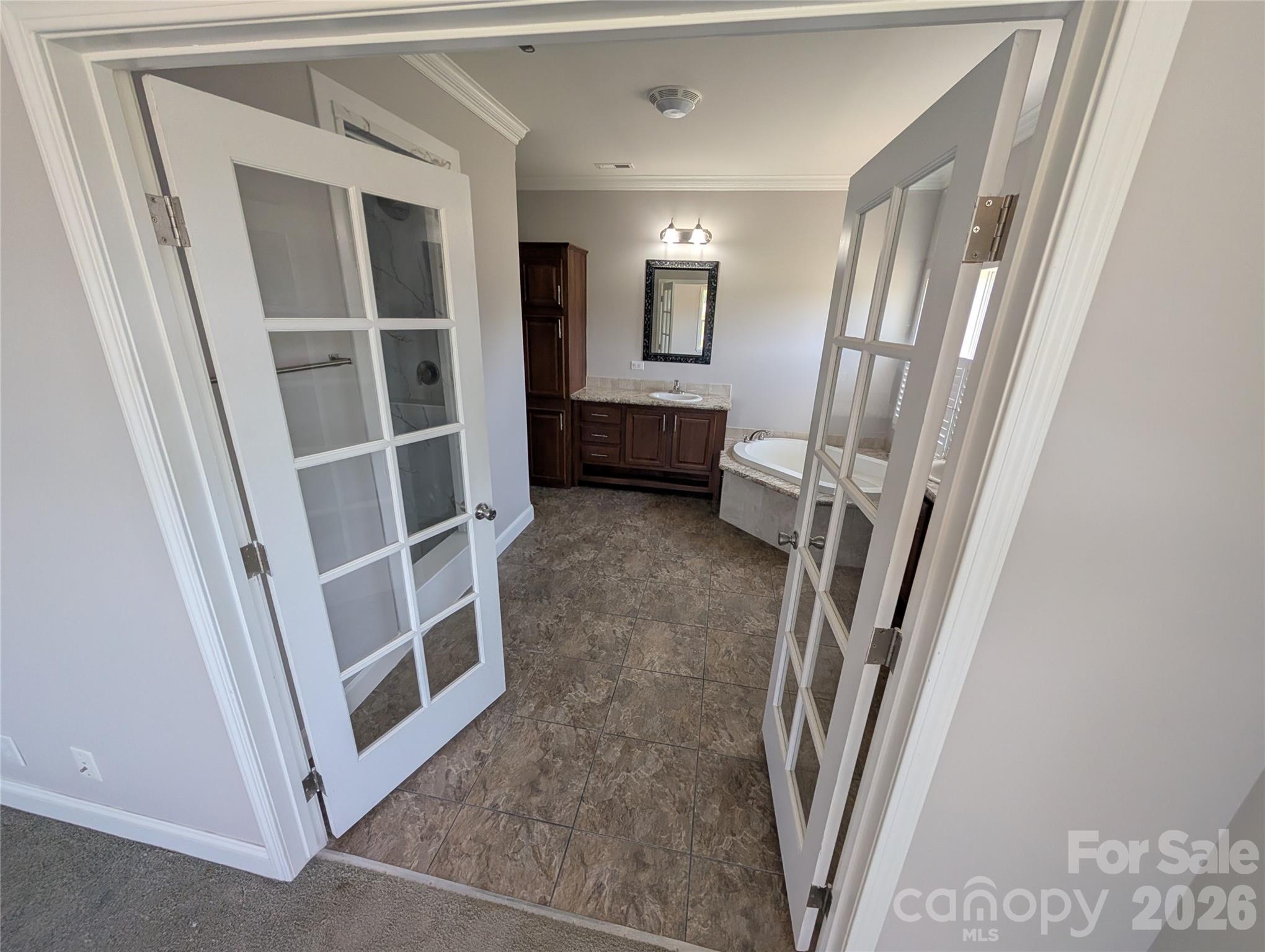 11811 Moores Chapel Road — Charlotte