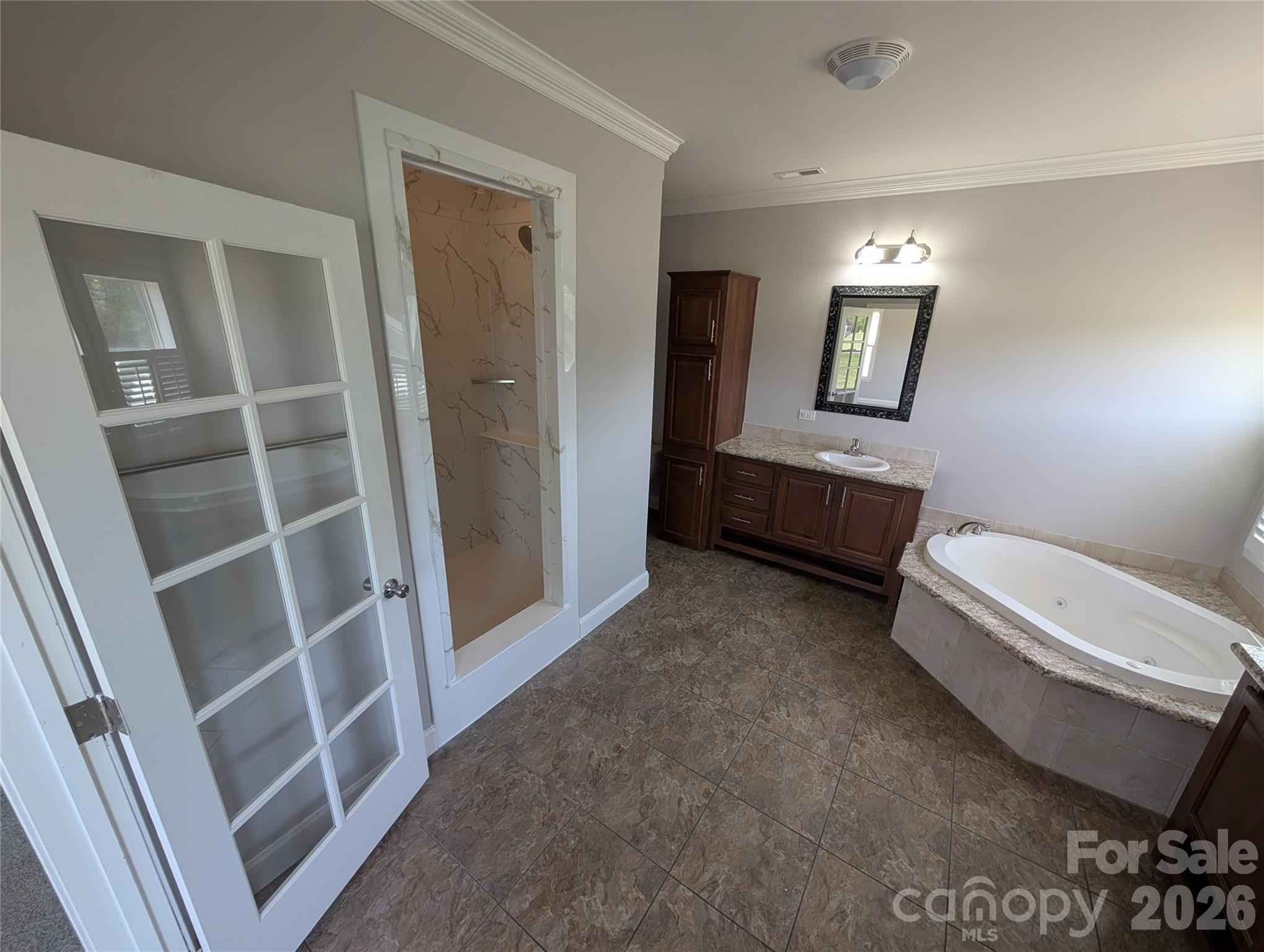 11811 Moores Chapel Road — Charlotte