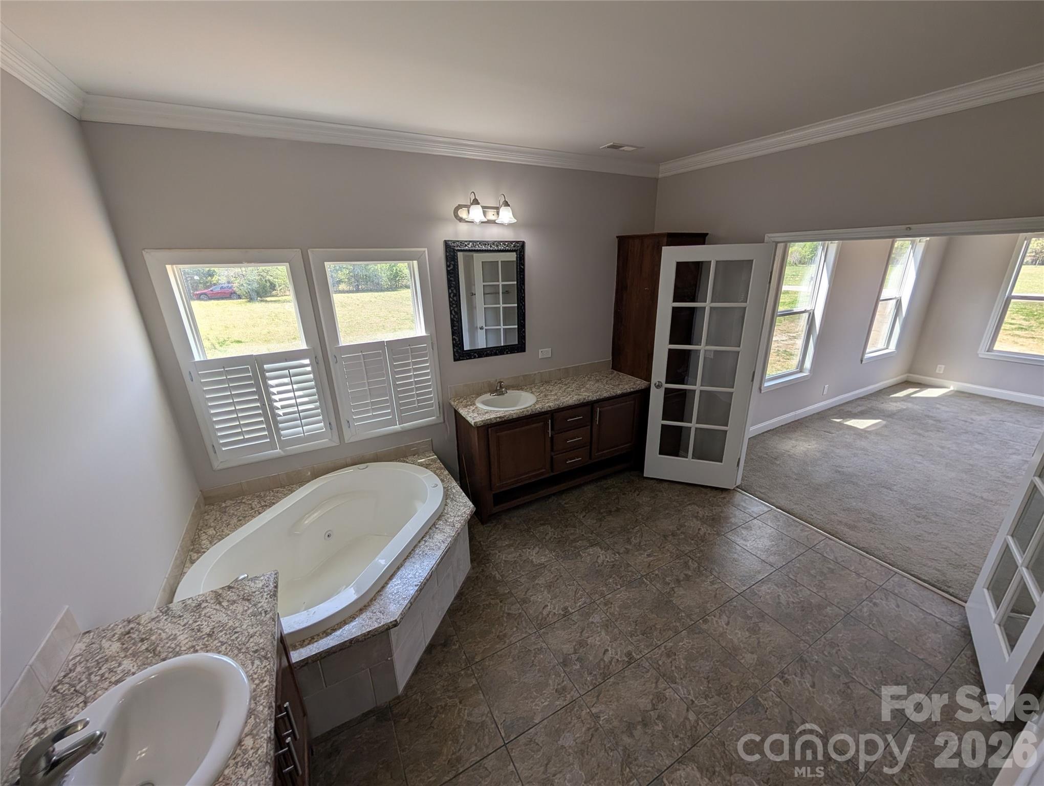 11811 Moores Chapel Road — Charlotte