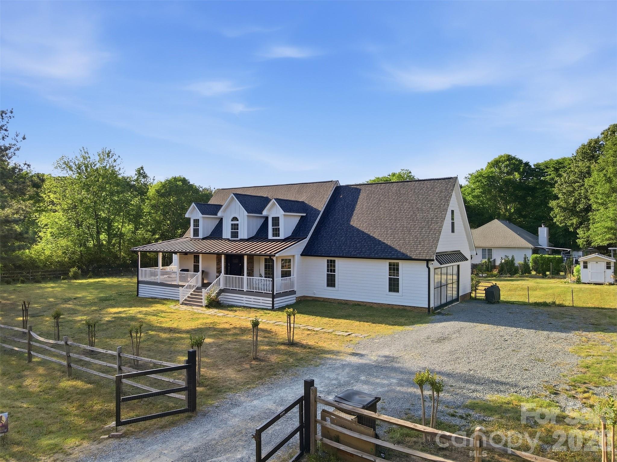 7332 Bailywick Drive — Waxhaw