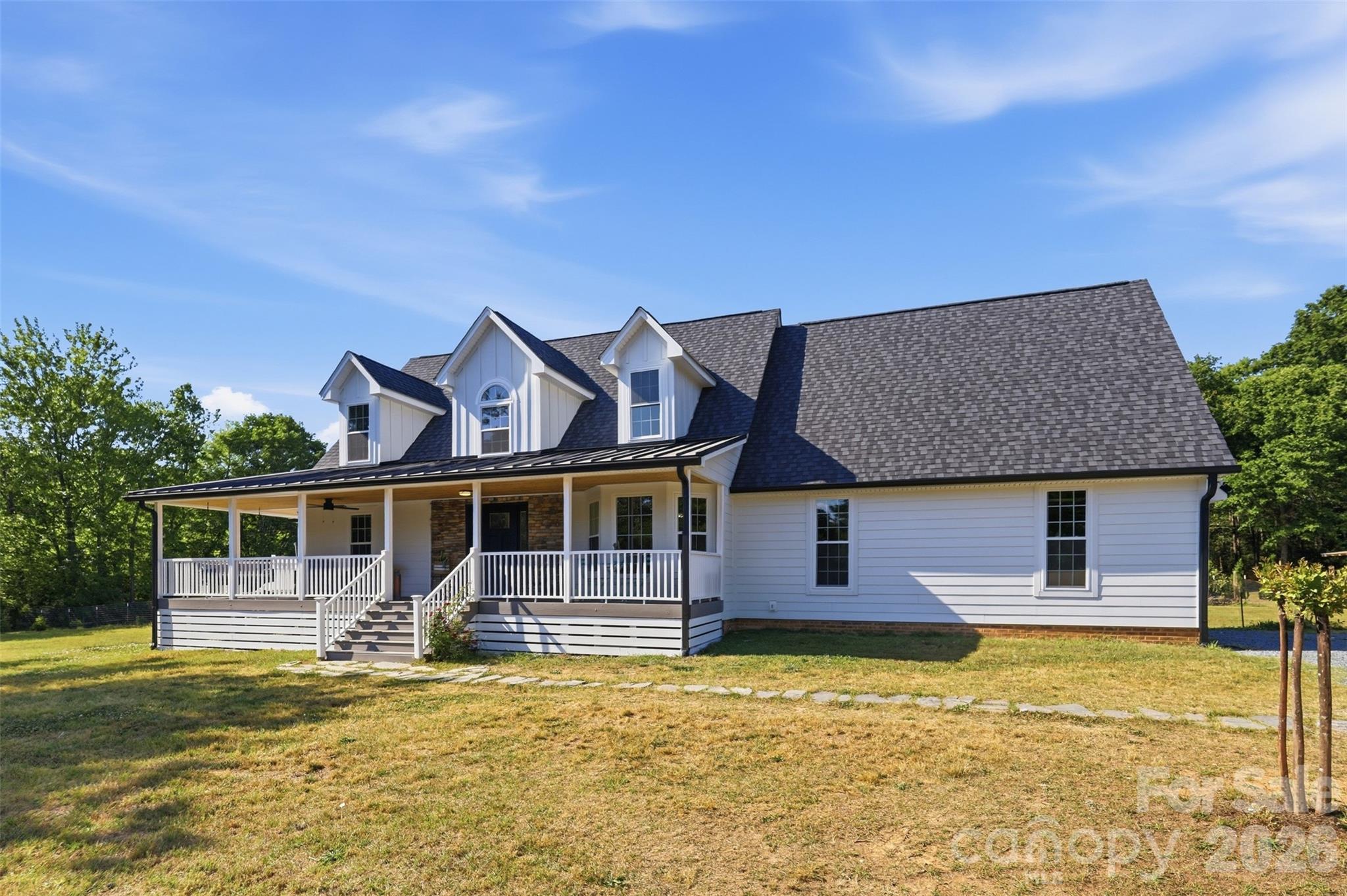 7332 Bailywick Drive — Waxhaw