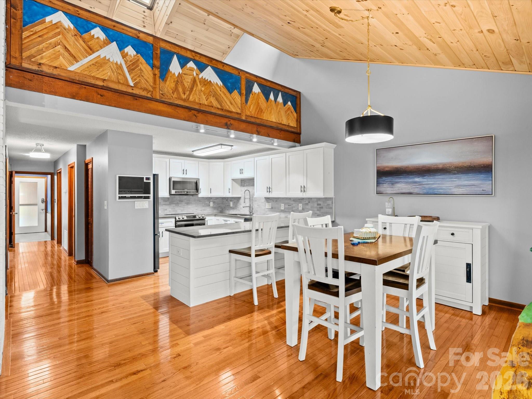 504 Woodfield Drive — Asheville