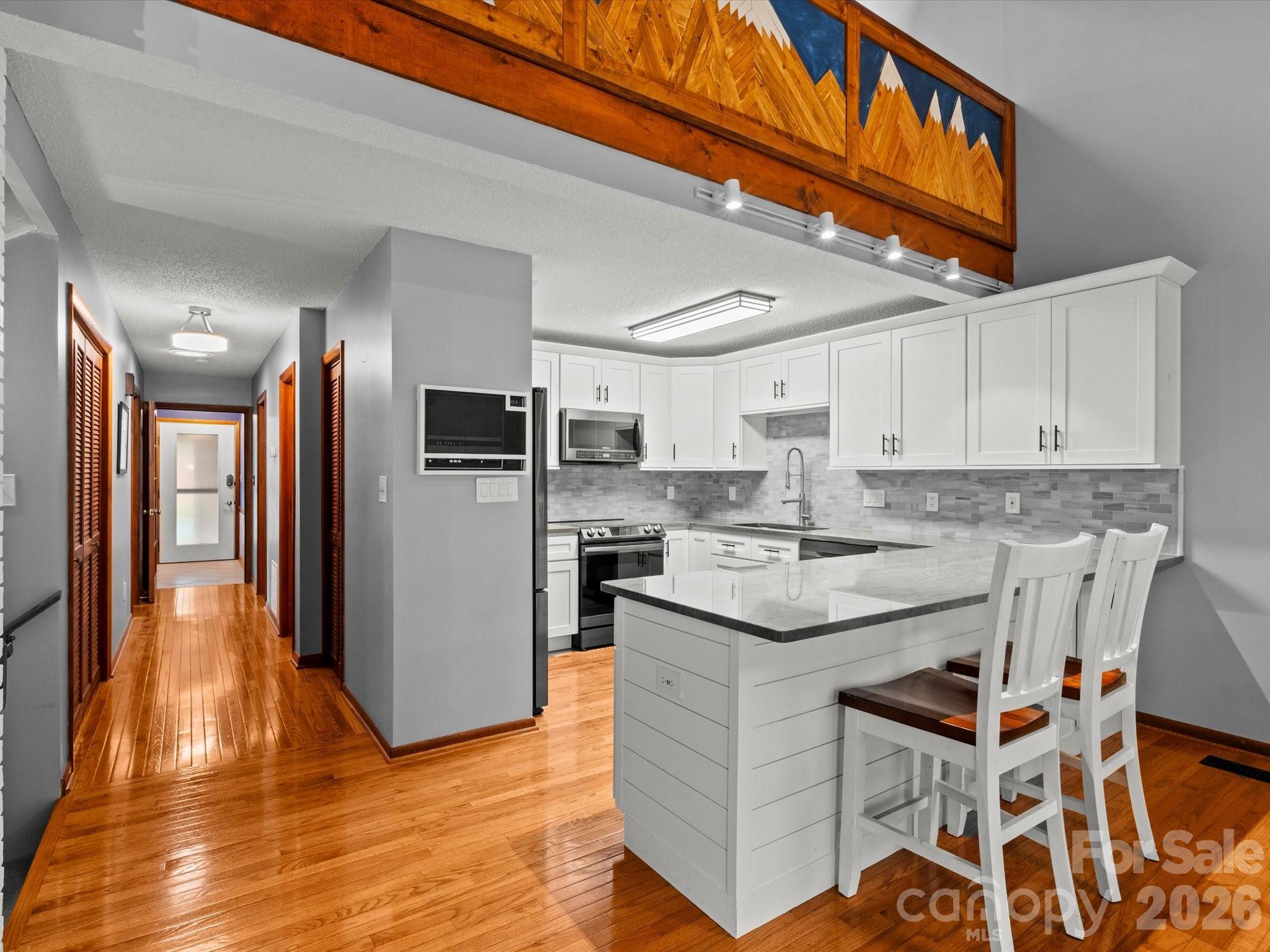 504 Woodfield Drive — Asheville