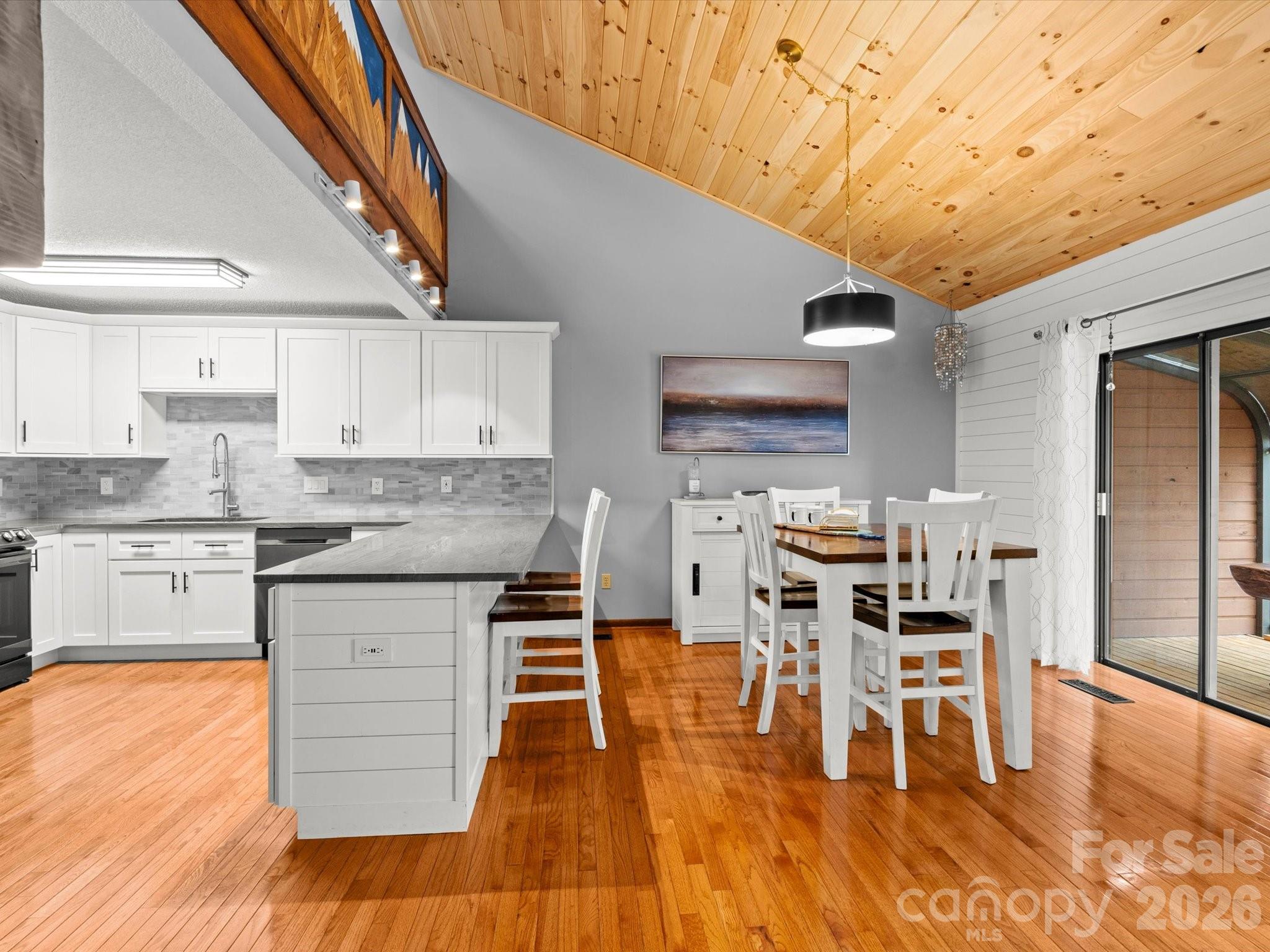 504 Woodfield Drive — Asheville