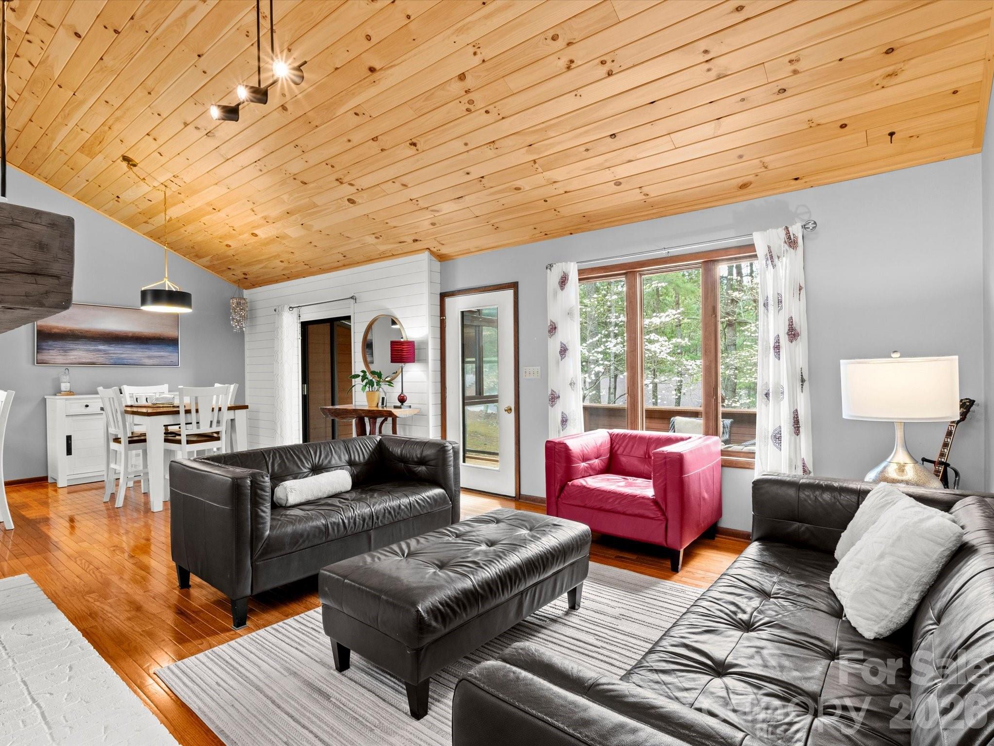 504 Woodfield Drive — Asheville