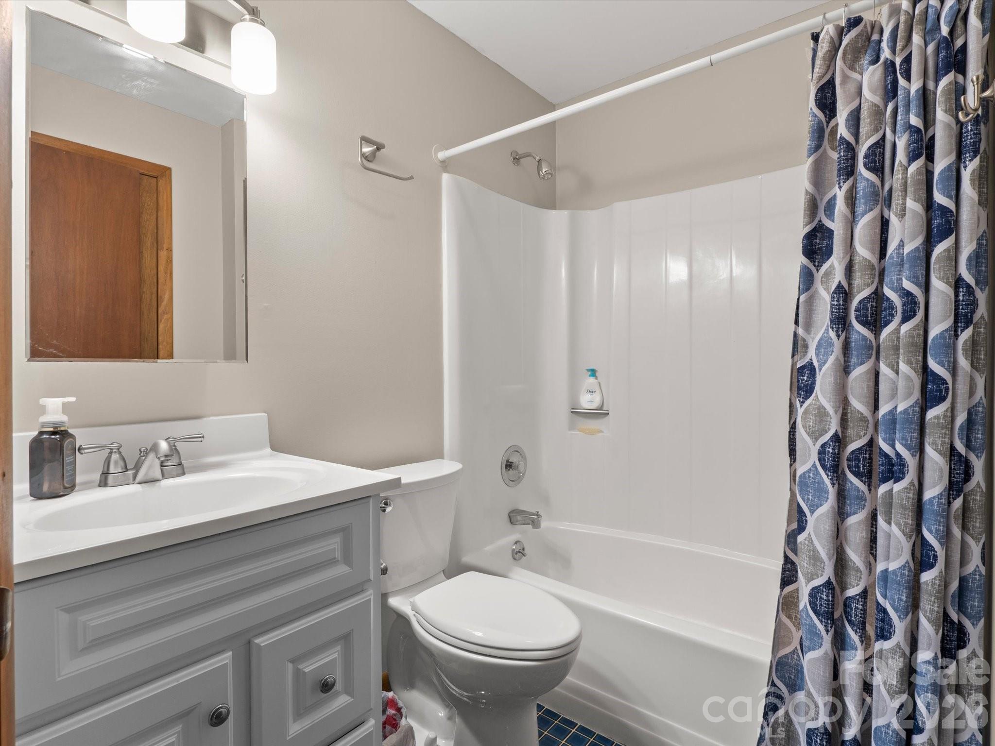504 Woodfield Drive — Asheville