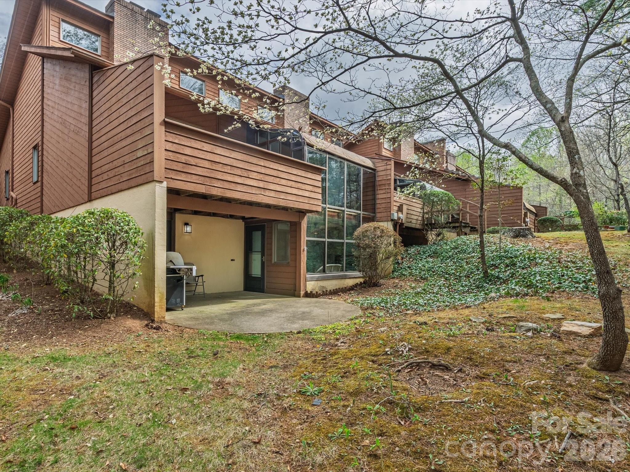 504 Woodfield Drive — Asheville