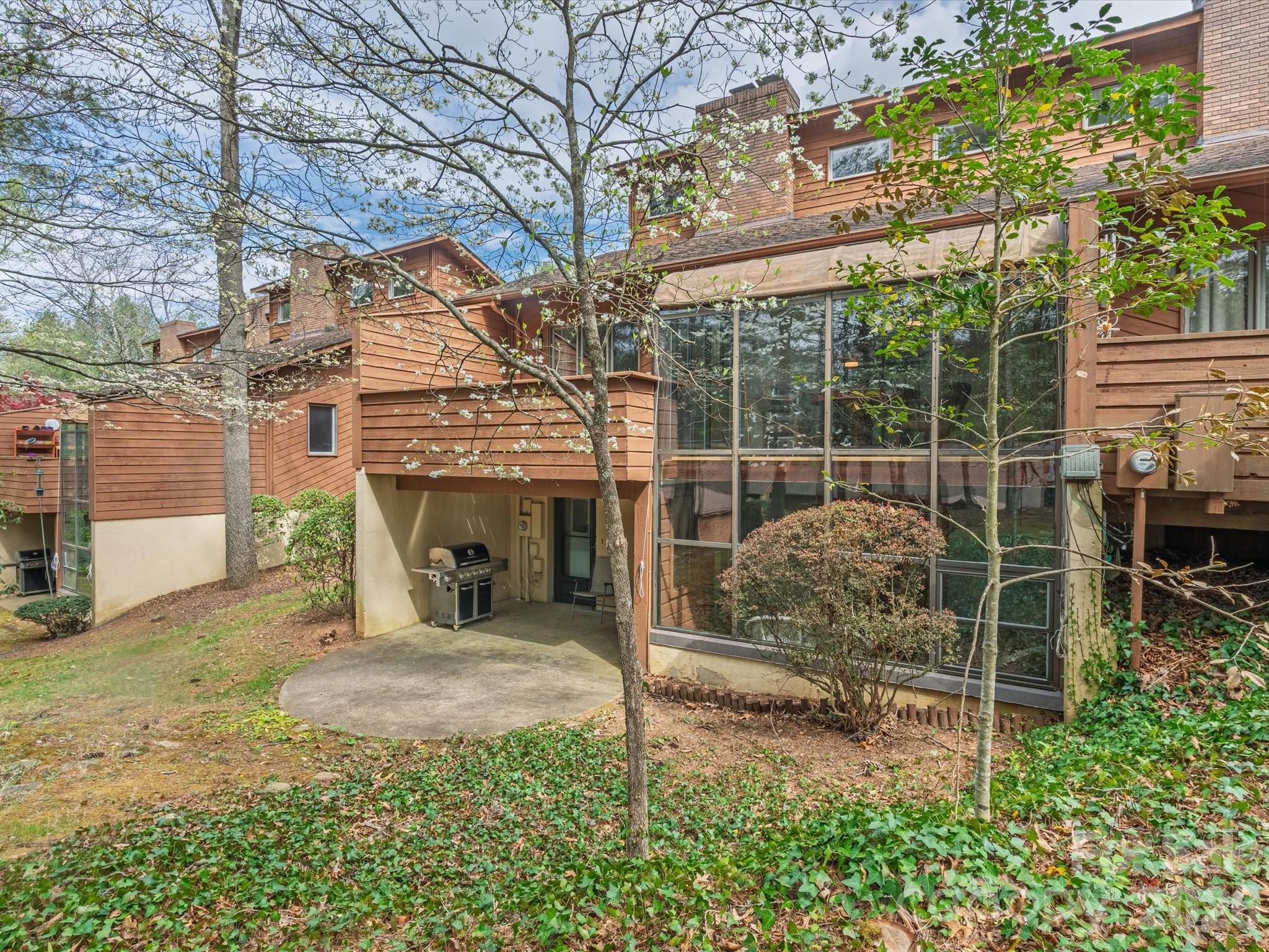 504 Woodfield Drive — Asheville