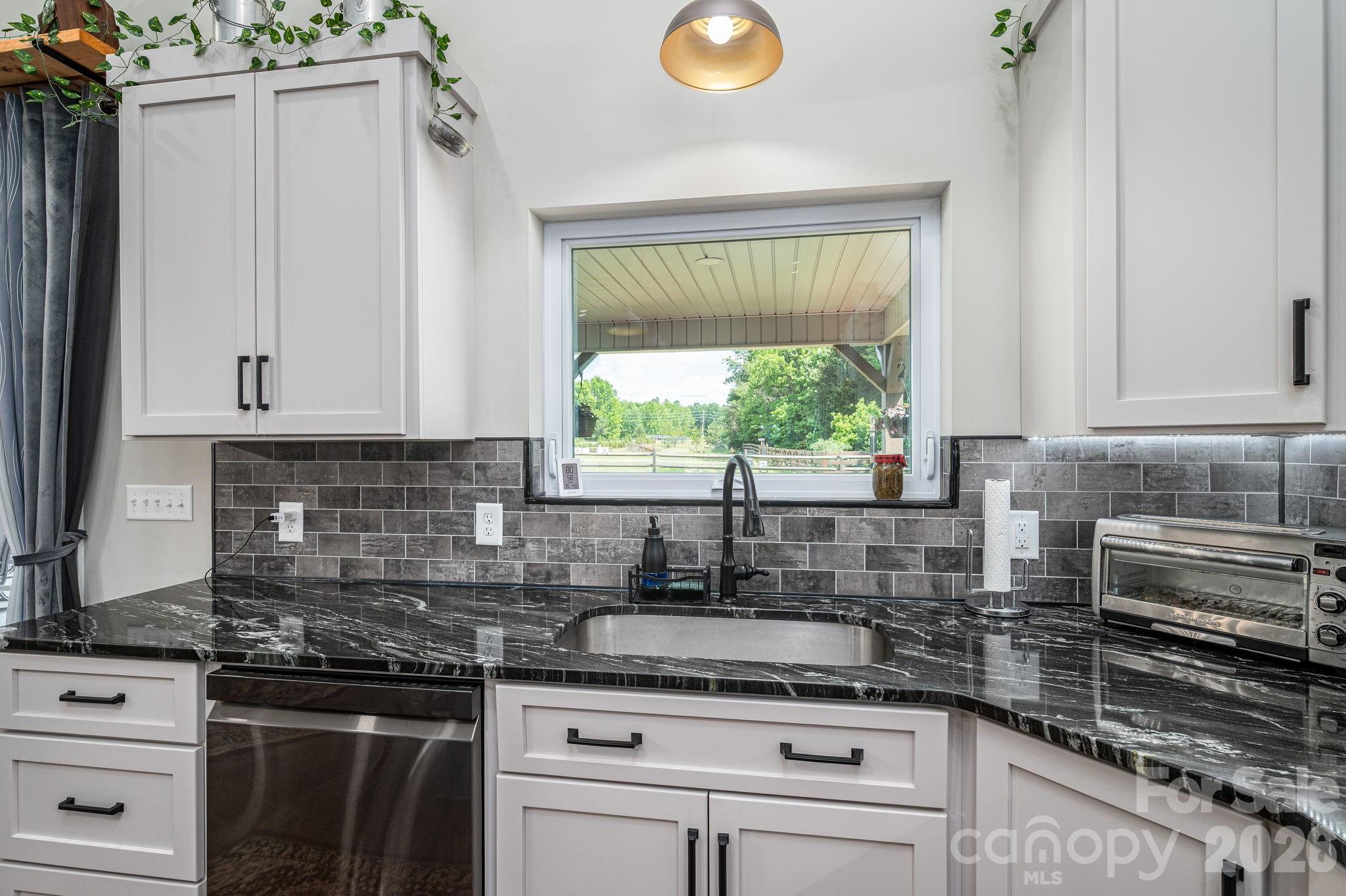 346 Car Farm Road — Lincolnton