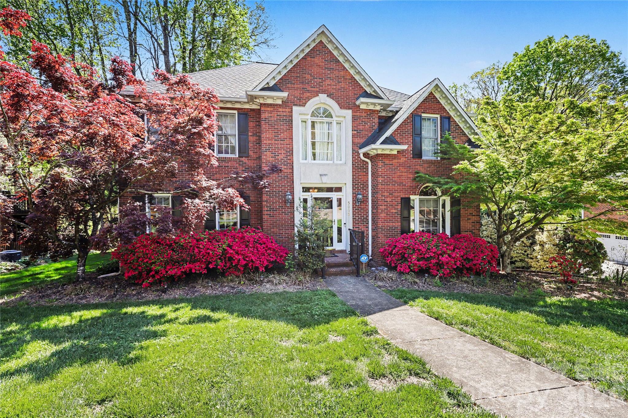5005 Mayberry Lane — Winston Salem