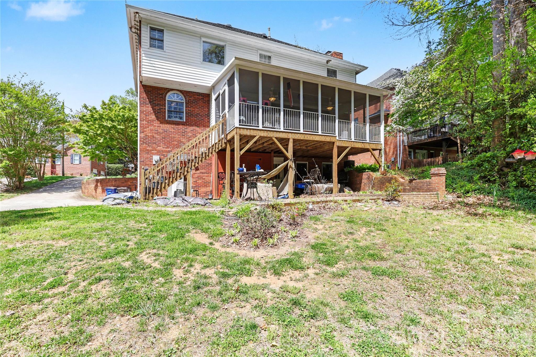 5005 Mayberry Lane — Winston Salem