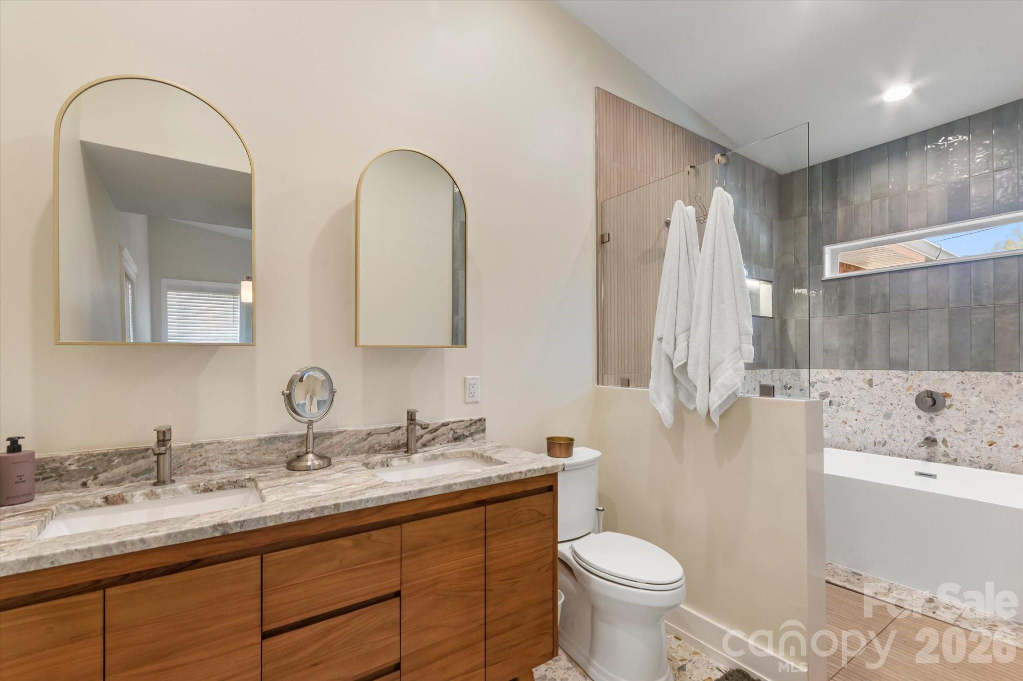 180 Fisher Road — Brevard