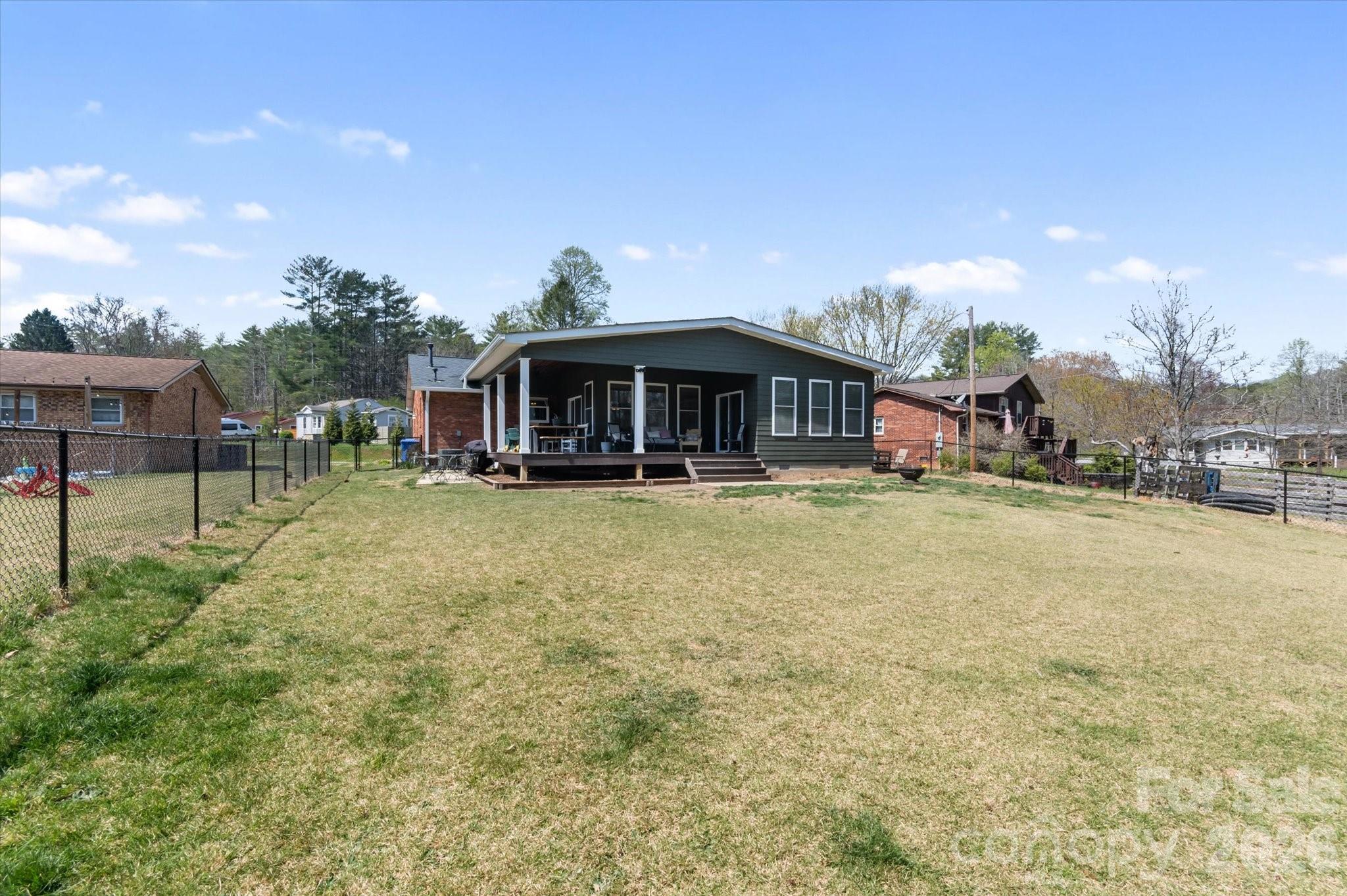 180 Fisher Road — Brevard