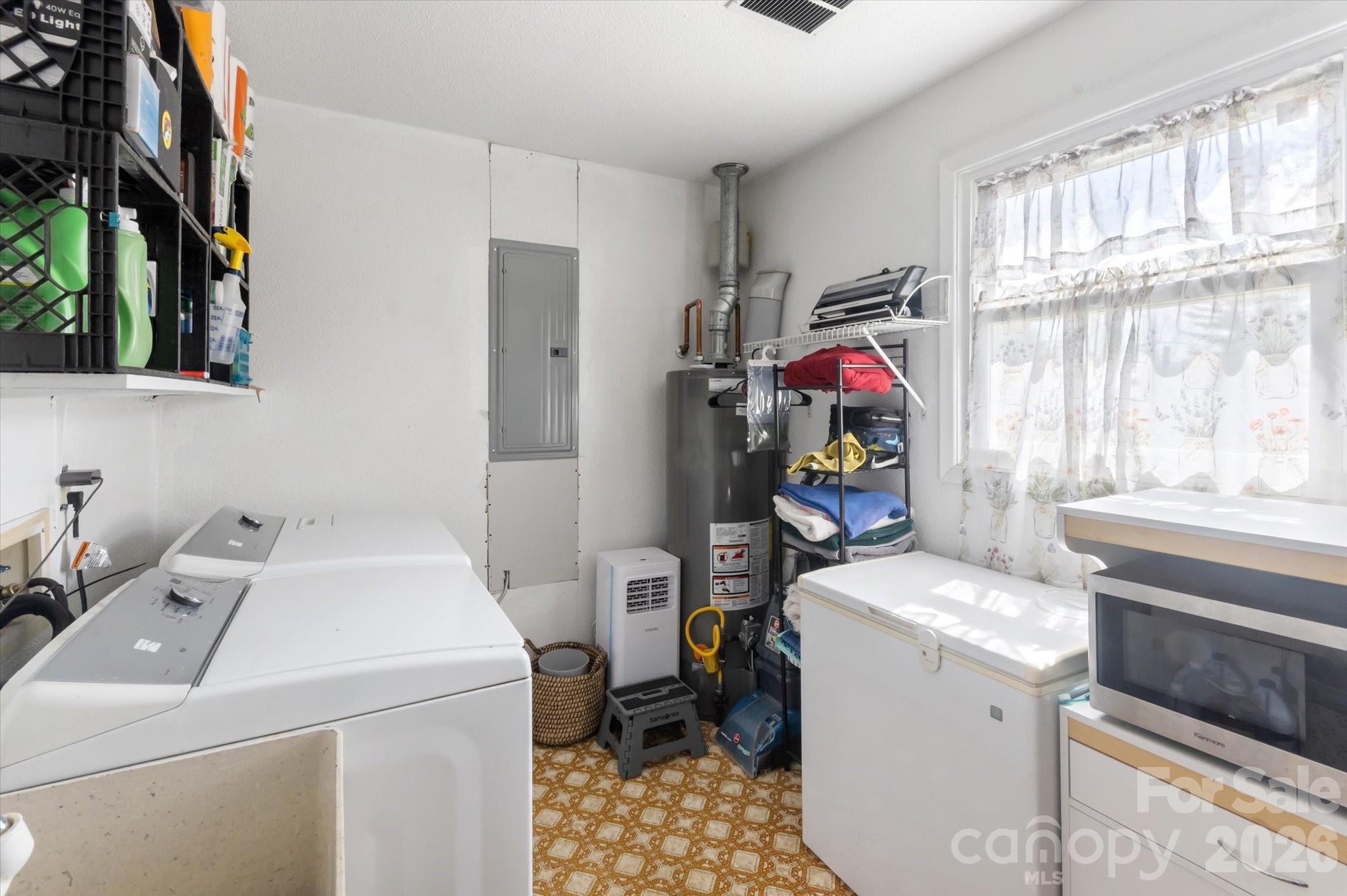 180 Fisher Road — Brevard