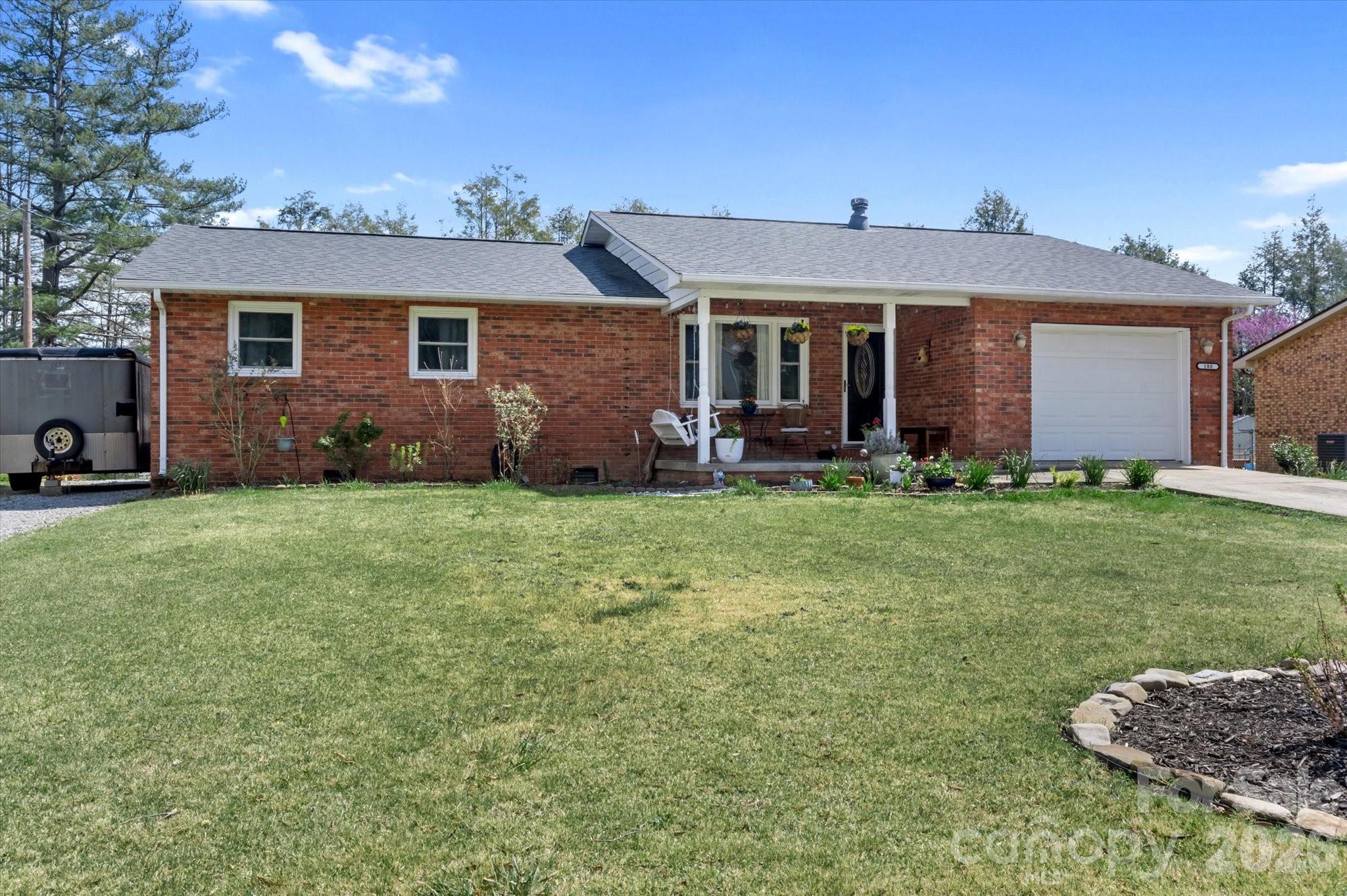 180 Fisher Road — Brevard