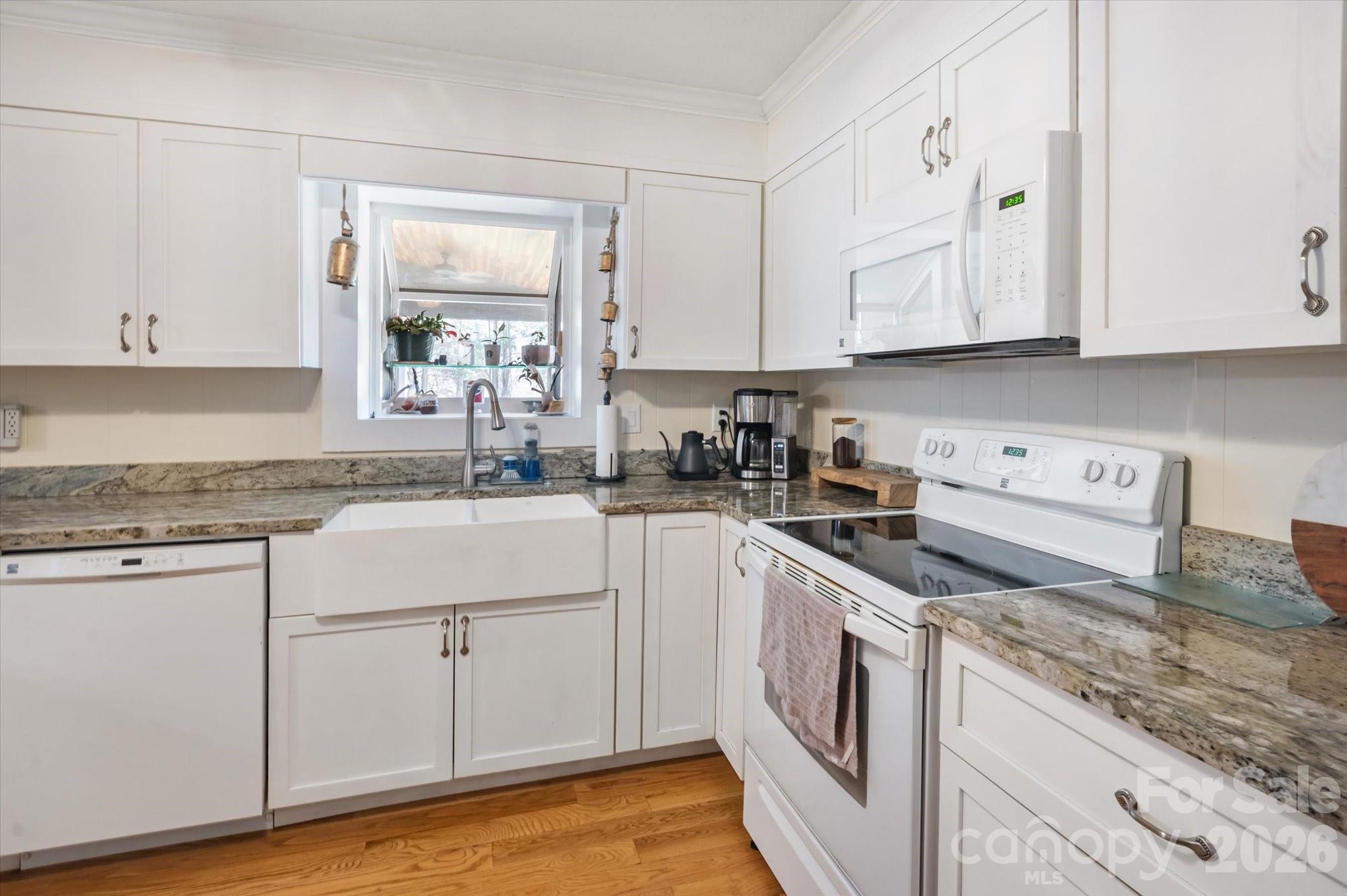 180 Fisher Road — Brevard