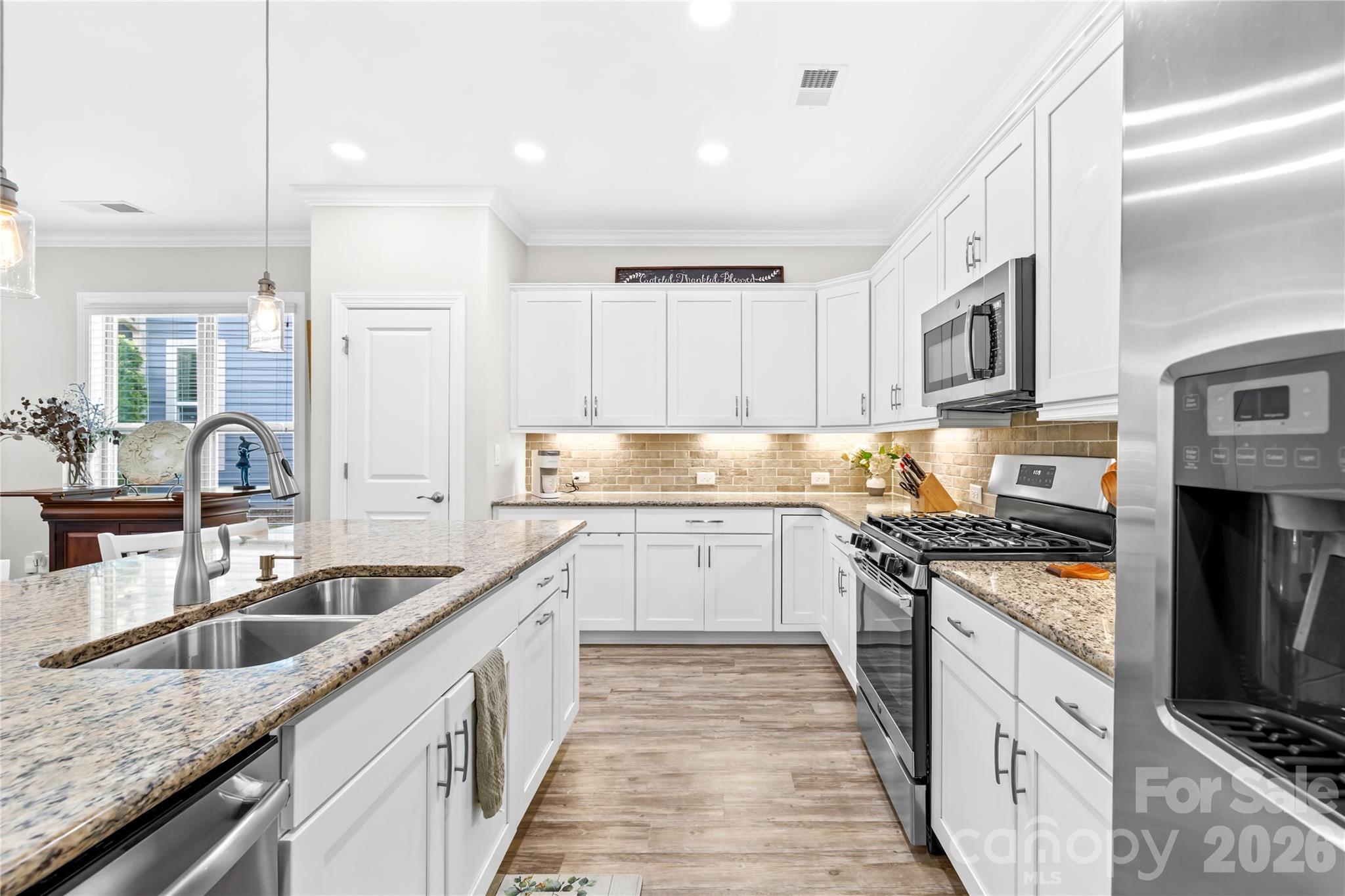 4763 Looking Glass Trail — Denver