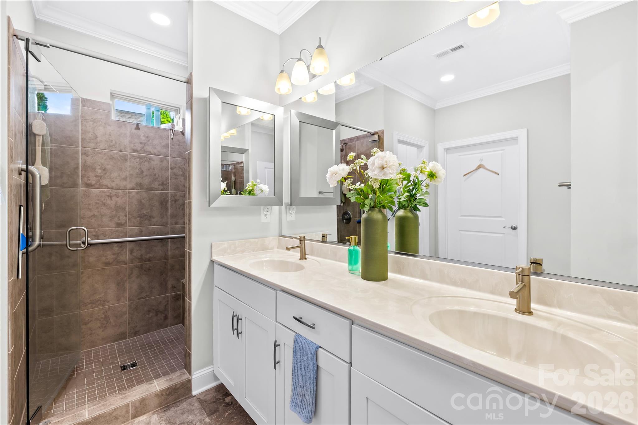 4763 Looking Glass Trail — Denver