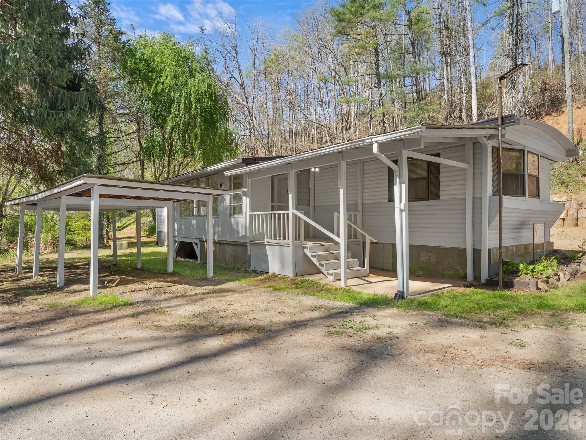 40 Morning Dove Lane — Flat Rock