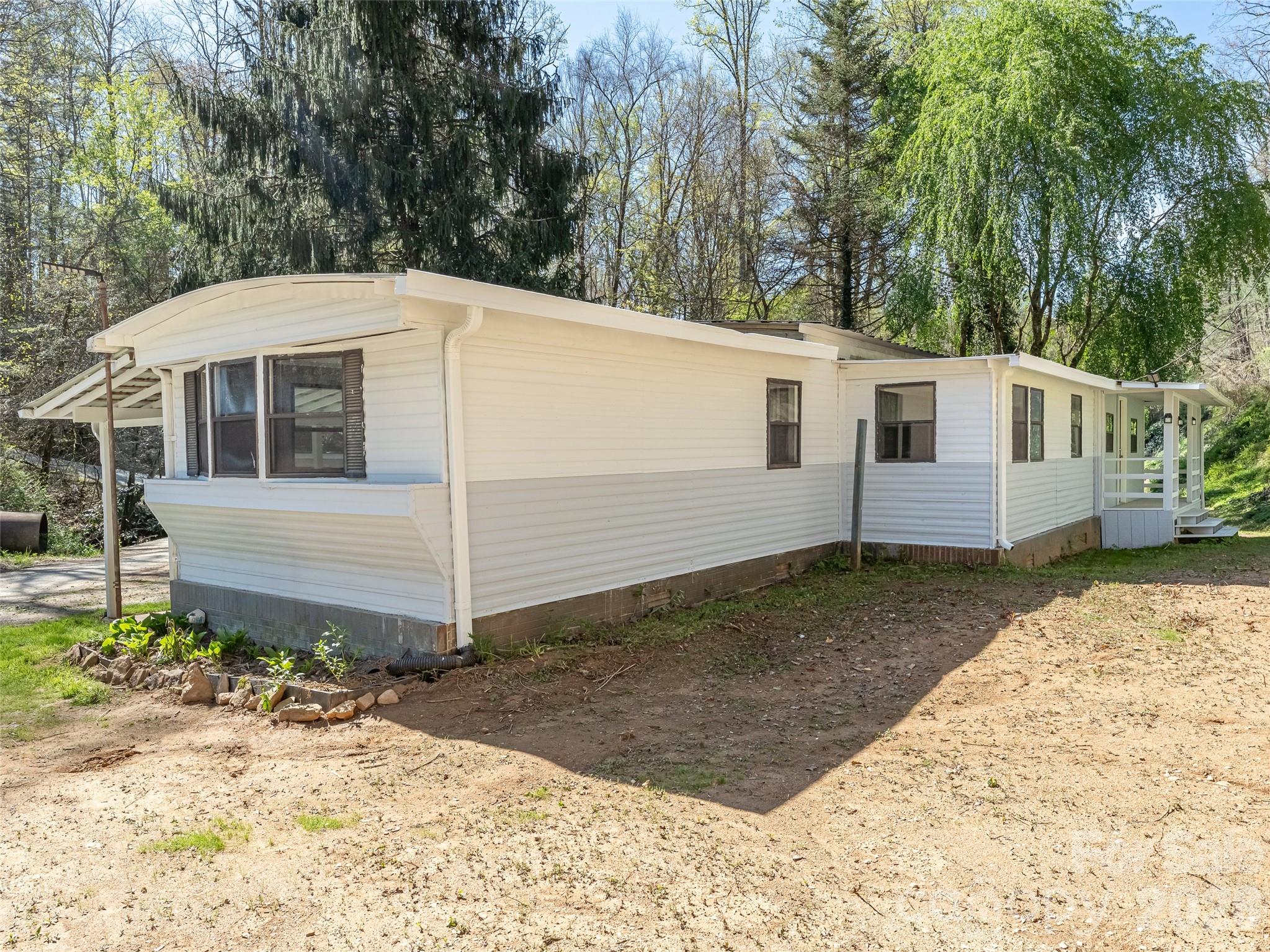 40 Morning Dove Lane — Flat Rock