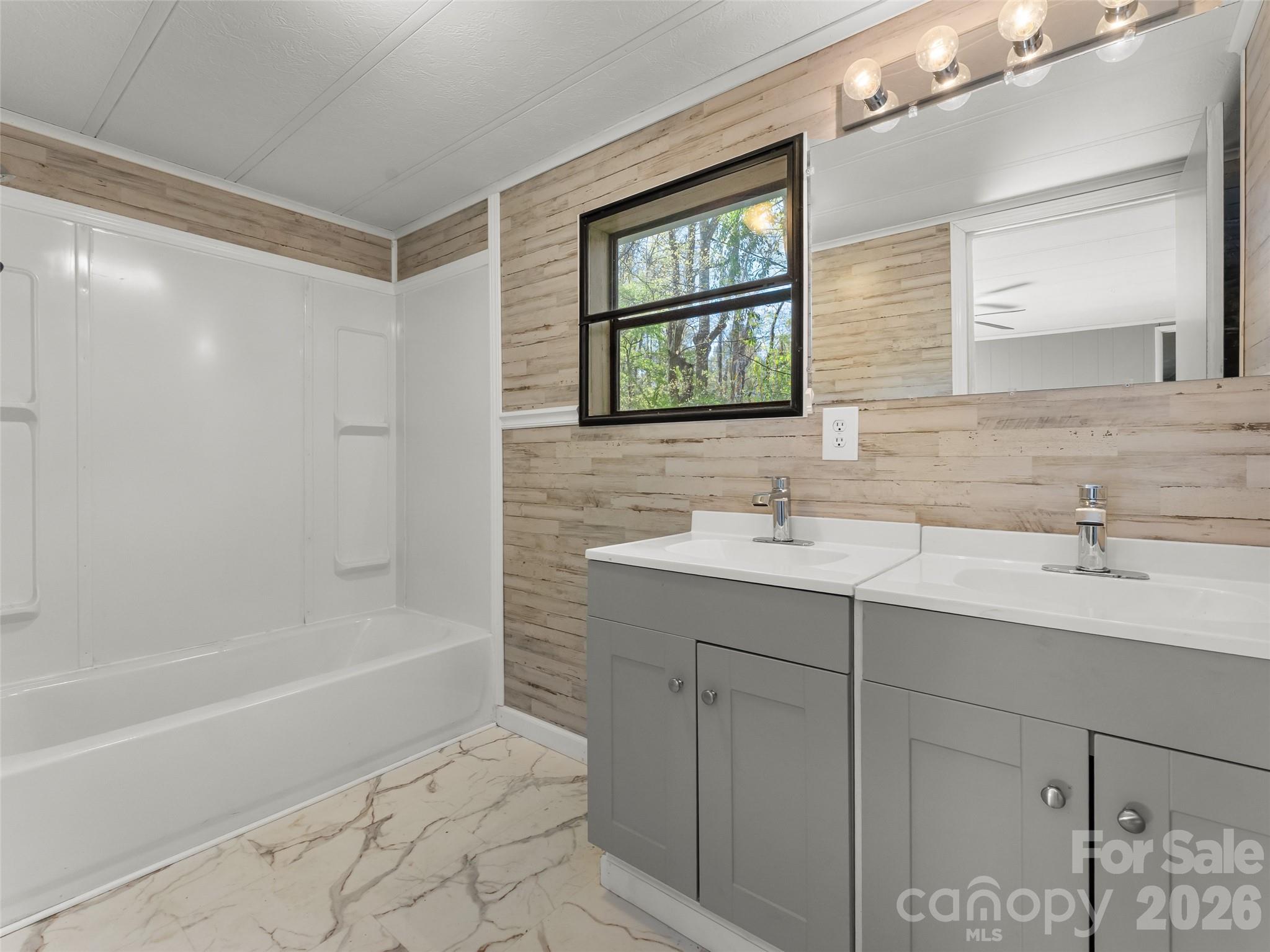 40 Morning Dove Lane — Flat Rock