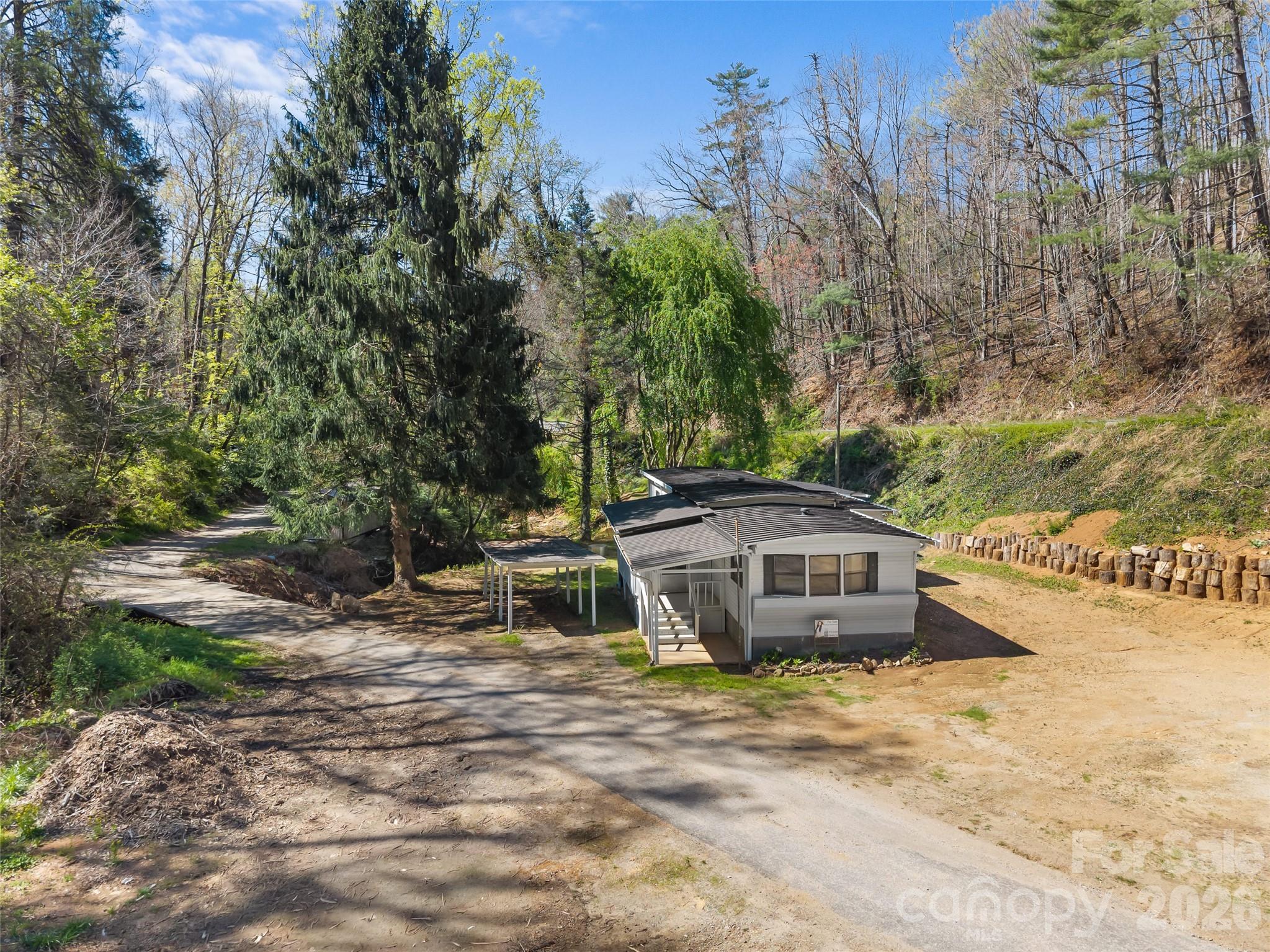 40 Morning Dove Lane — Flat Rock