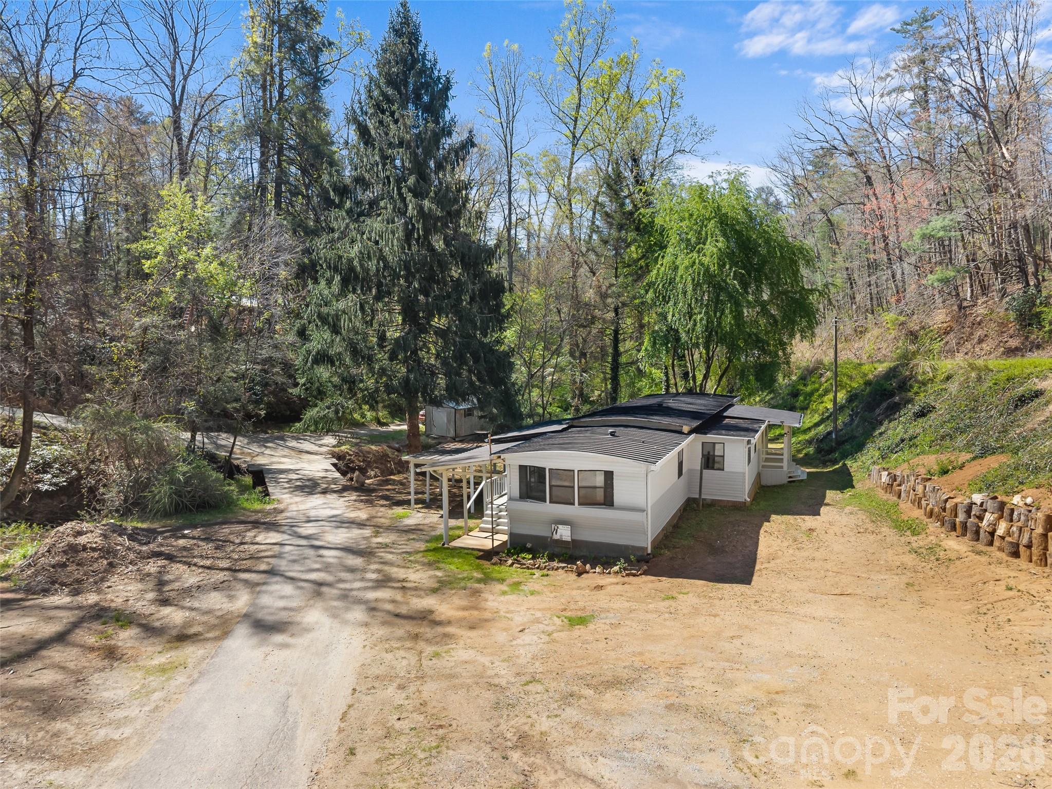40 Morning Dove Lane — Flat Rock