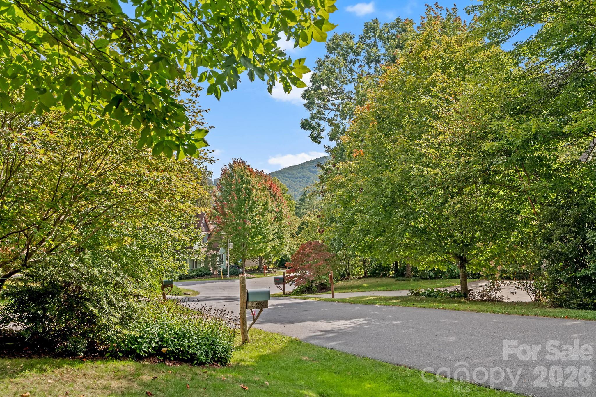 25 E Owl Creek Lane — Fairview