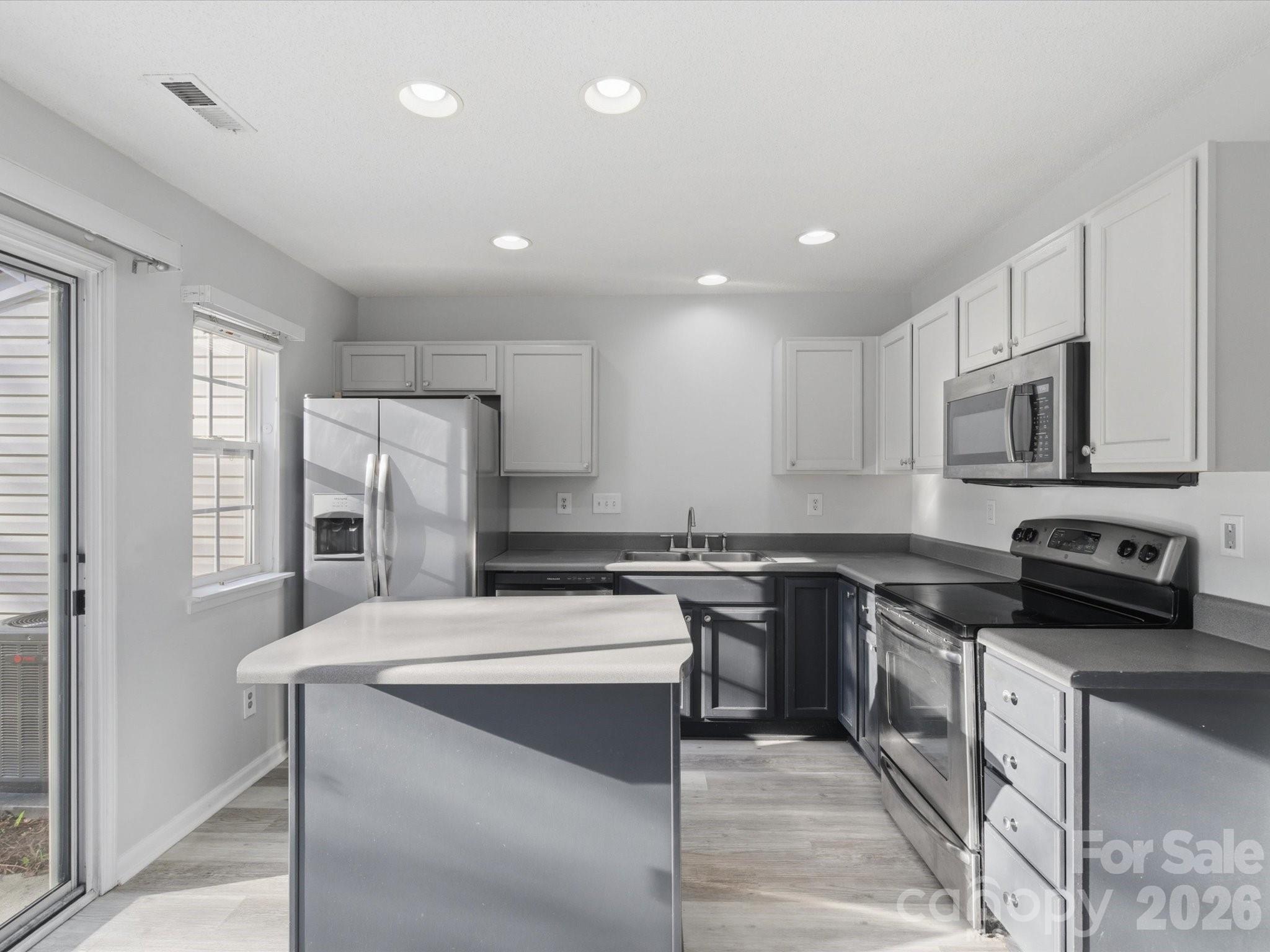 2940 Mayer House Court — Charlotte