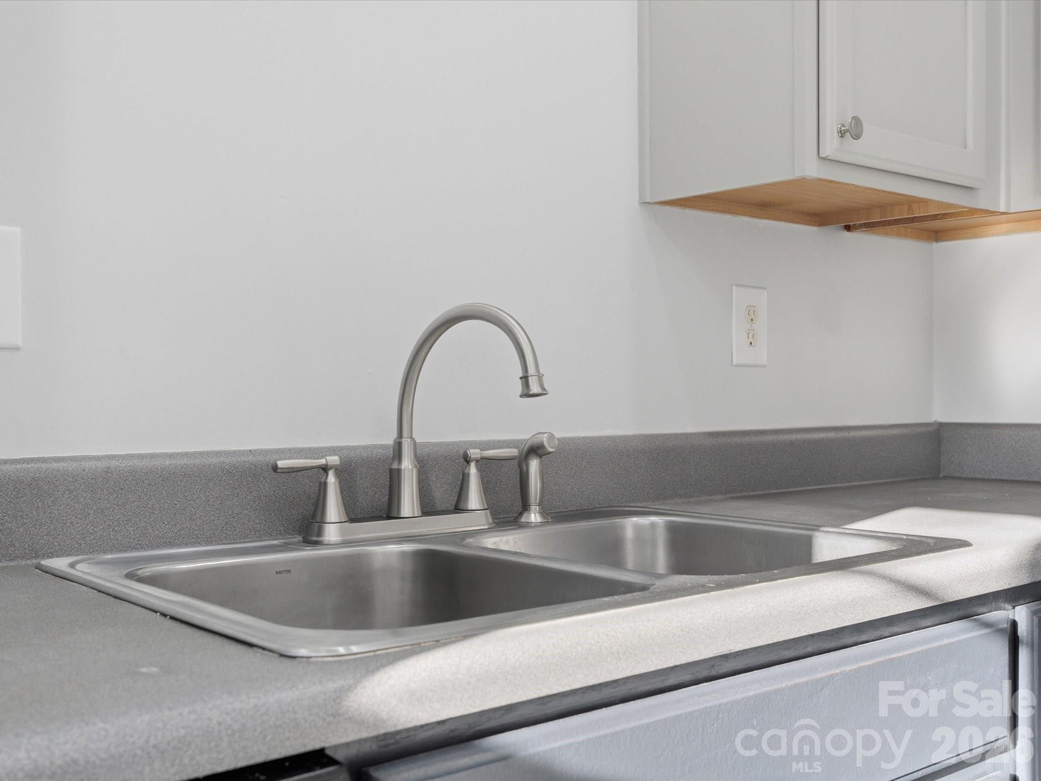 2940 Mayer House Court — Charlotte