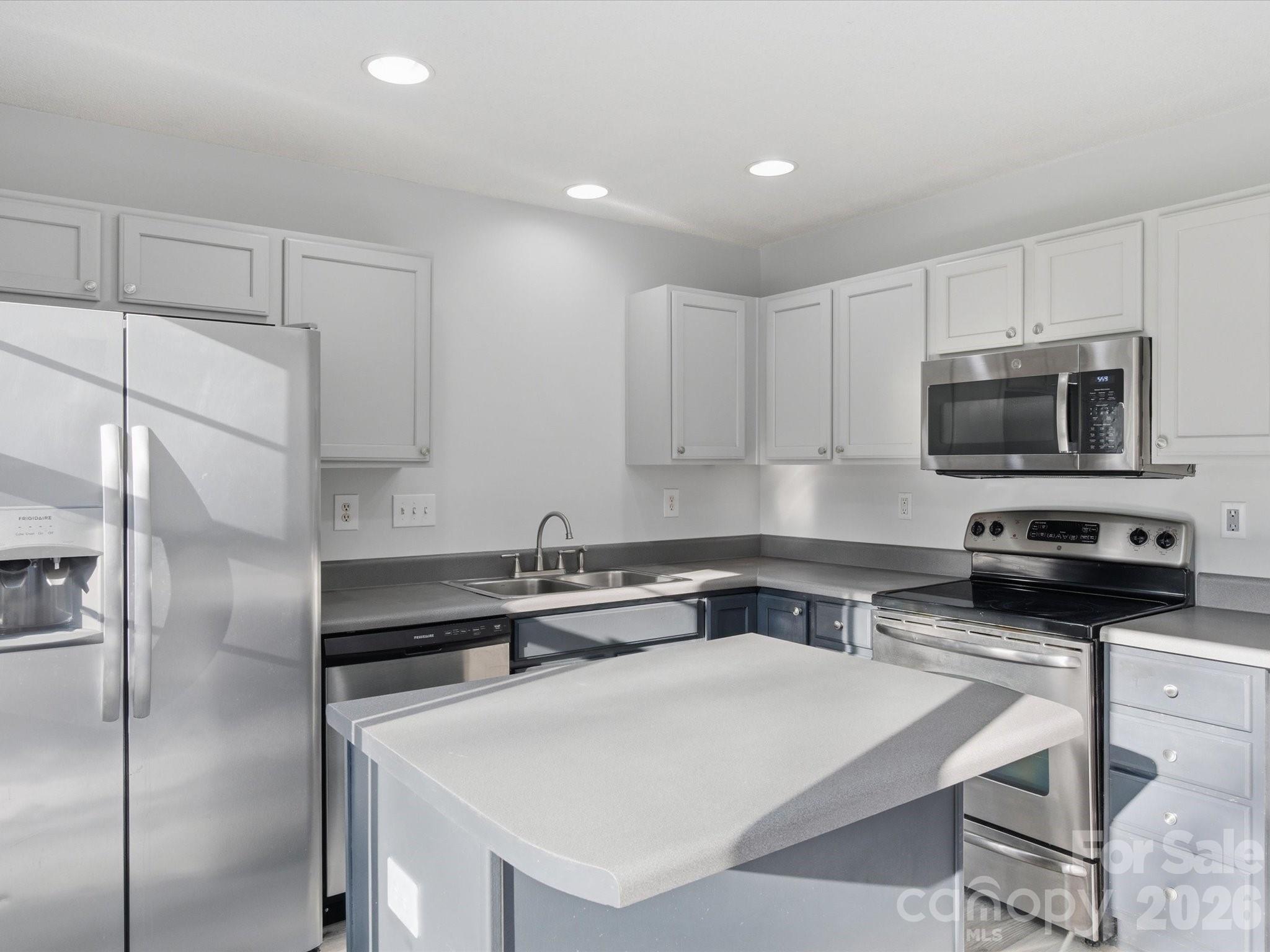 2940 Mayer House Court — Charlotte