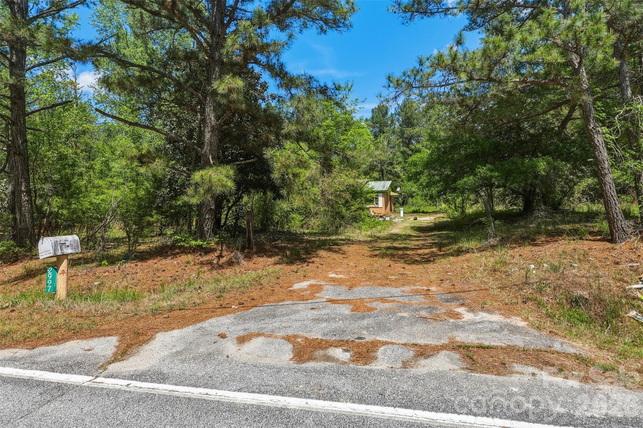 2997 Berry Farm Road — Carlisle