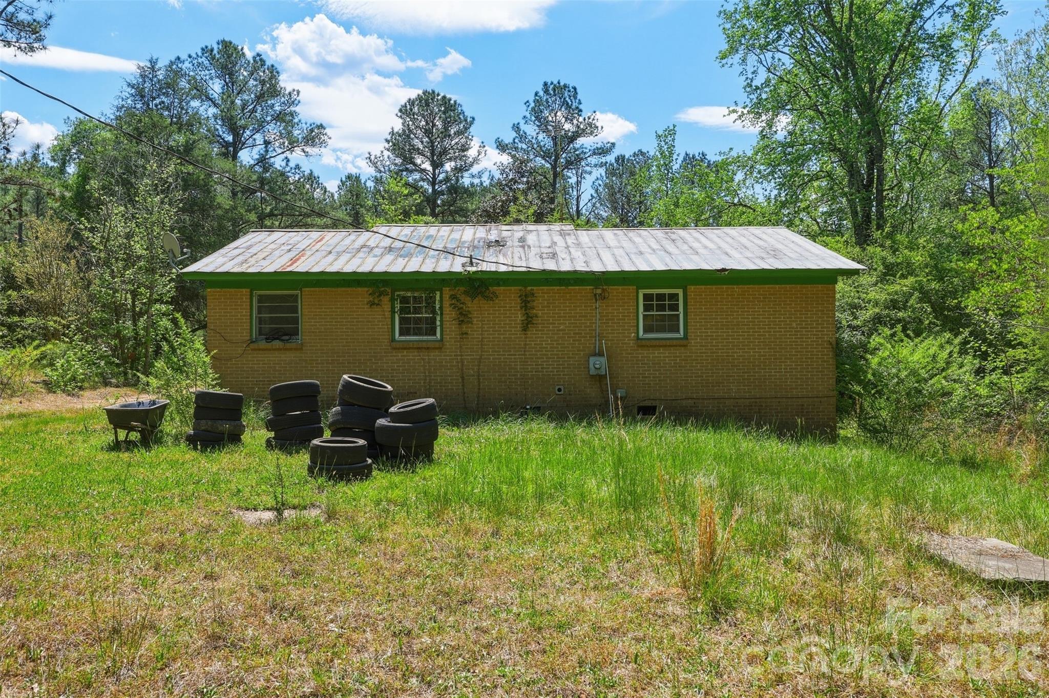 2997 Berry Farm Road — Carlisle