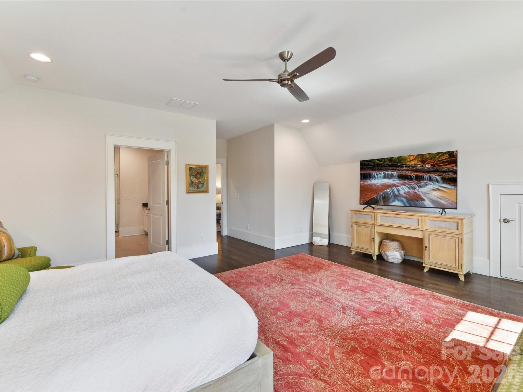 6531 Hazelton Drive — Charlotte