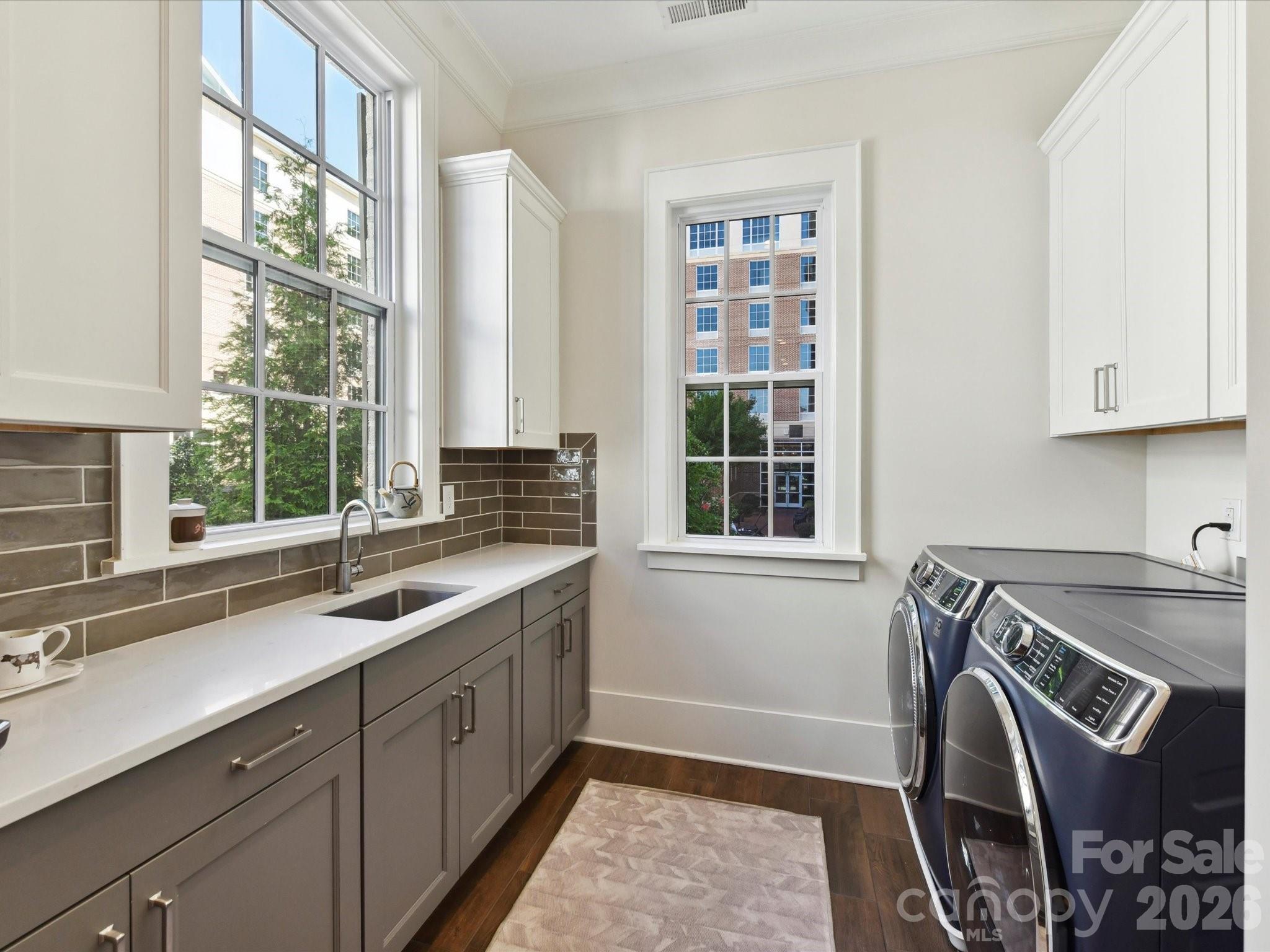 6531 Hazelton Drive — Charlotte