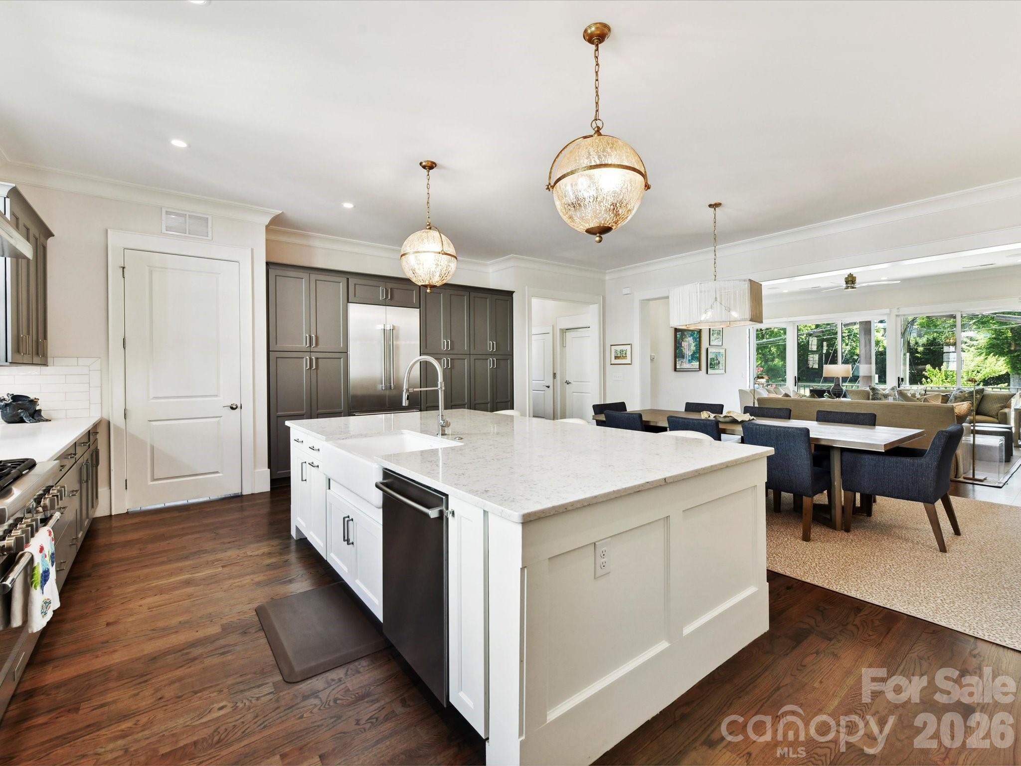 6531 Hazelton Drive — Charlotte