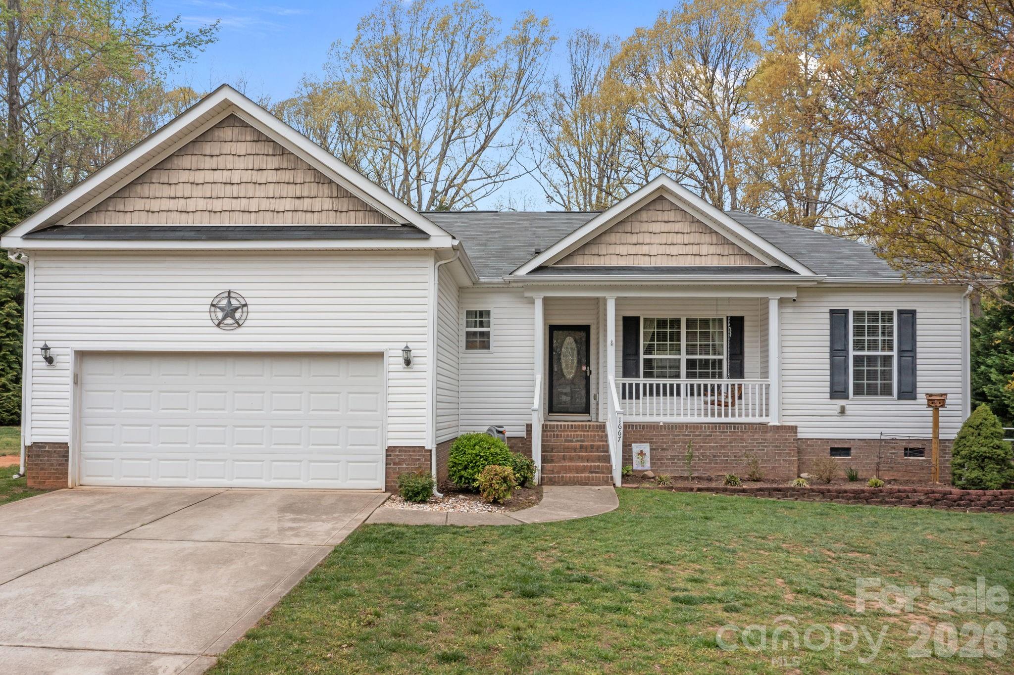 1667 Warwick Court — Lincolnton