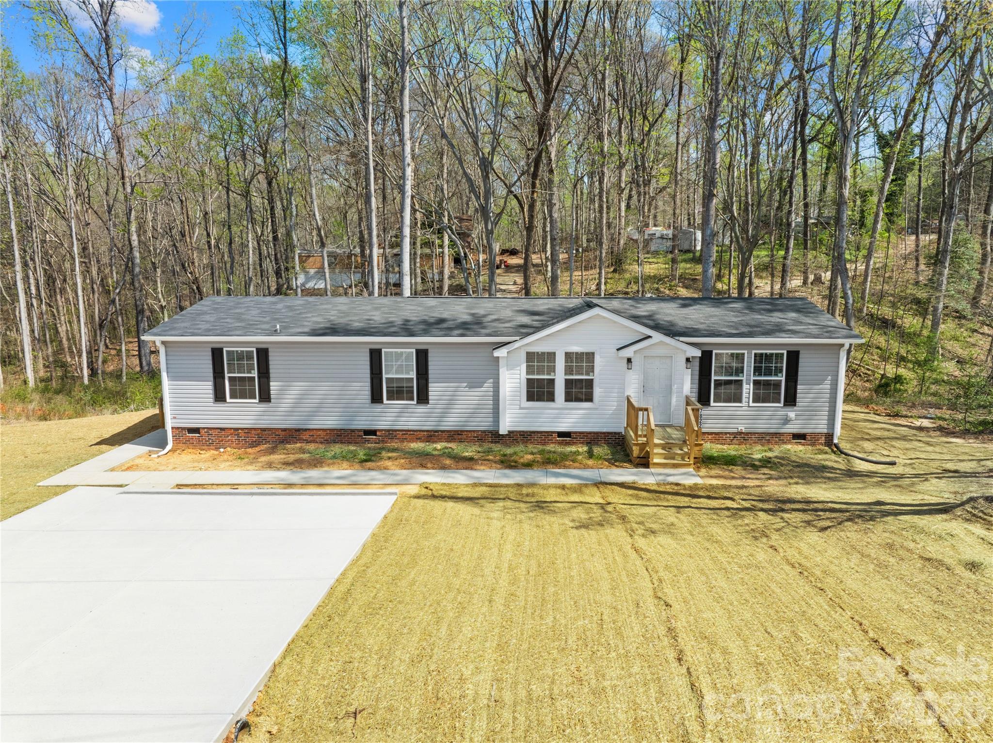 7822 Stillwater Drive — Sherrills Ford