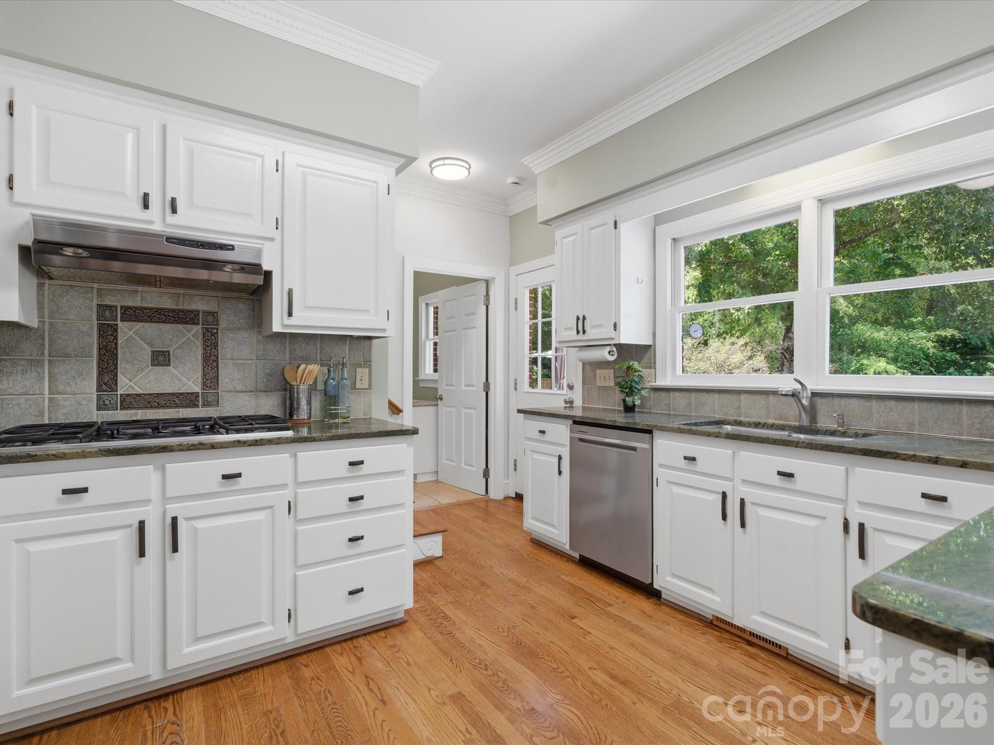 10507 Hollybrook Drive — Charlotte